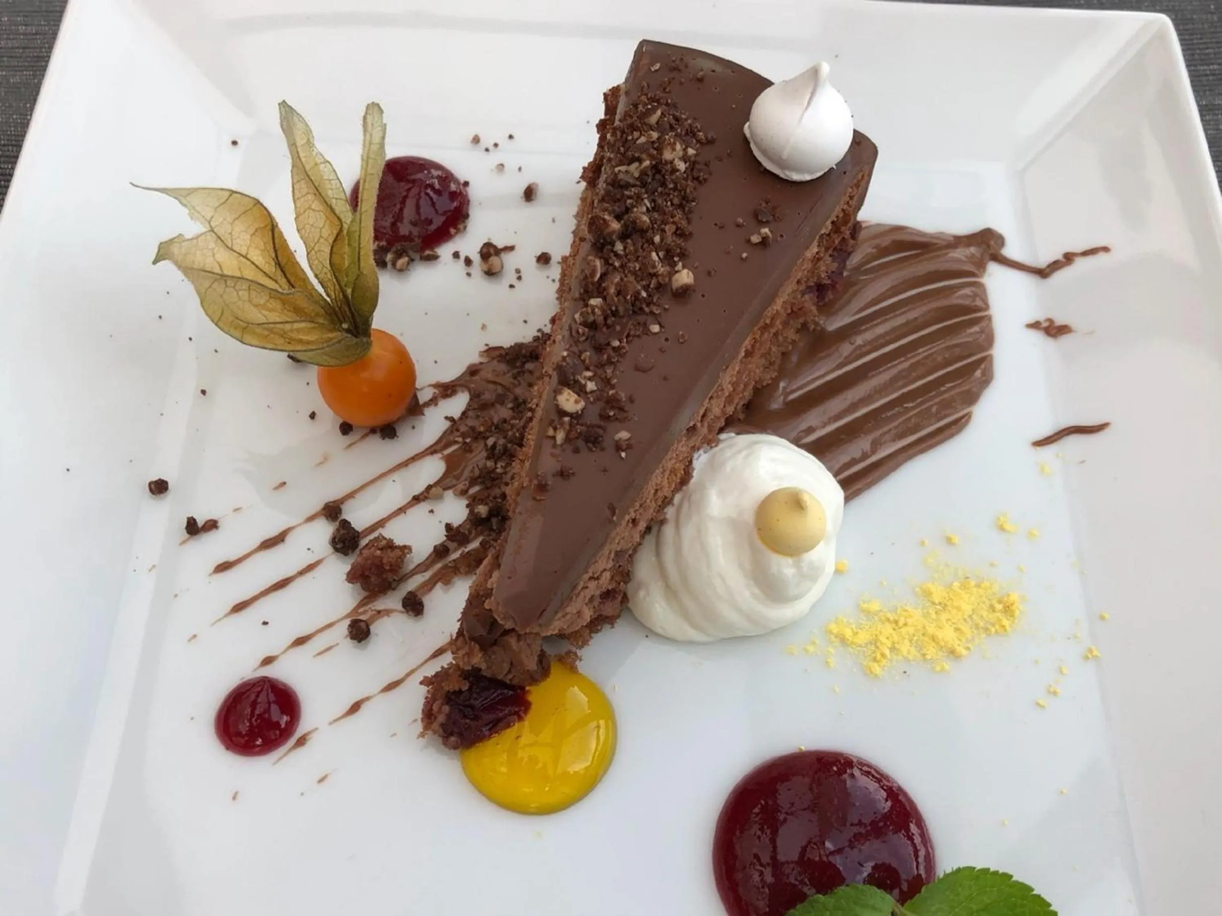 Food in All Seasons Residence Design Hotel - Free parking