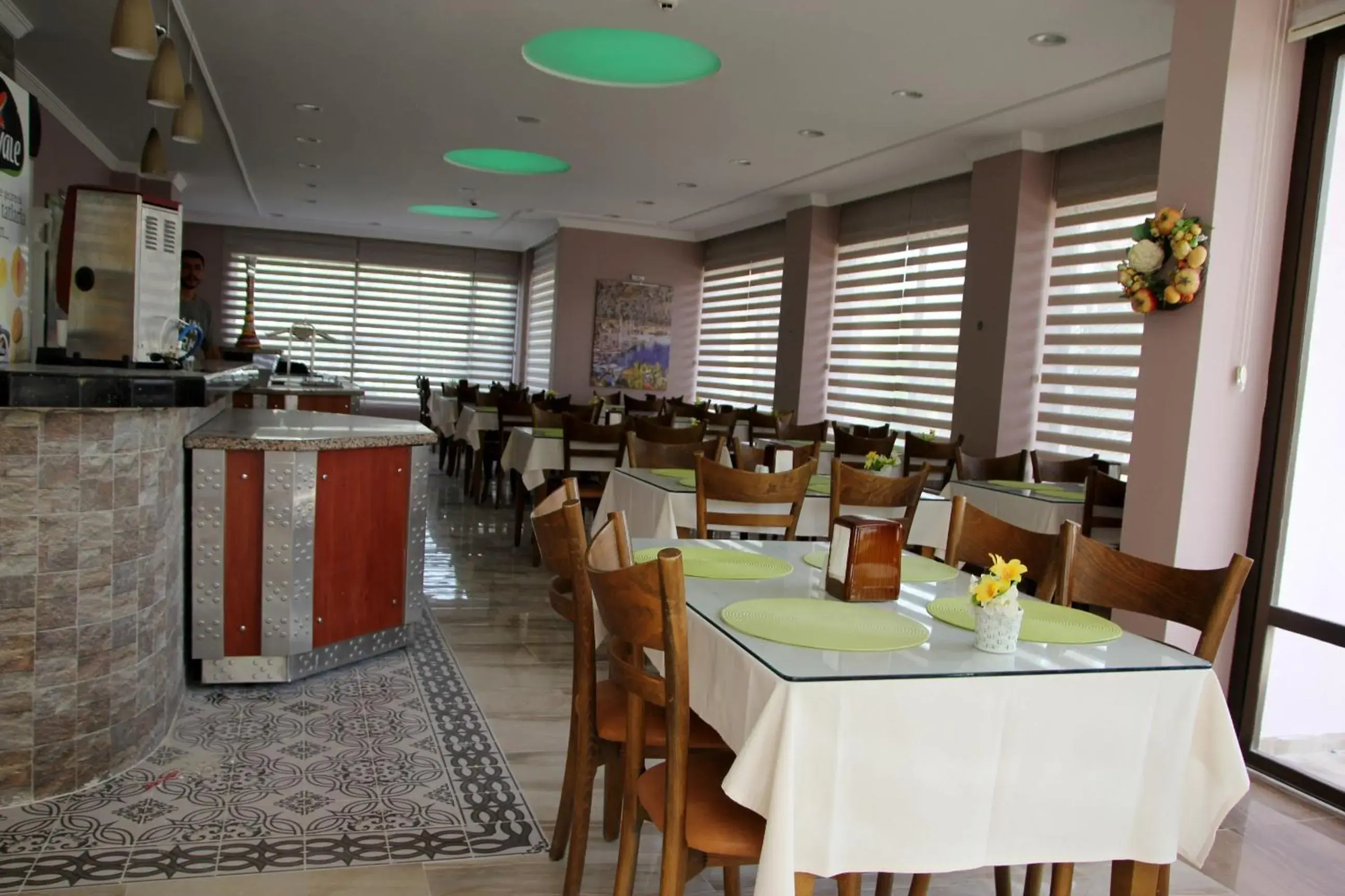 Restaurant/Places to Eat in Rosy Hotel Marmaris