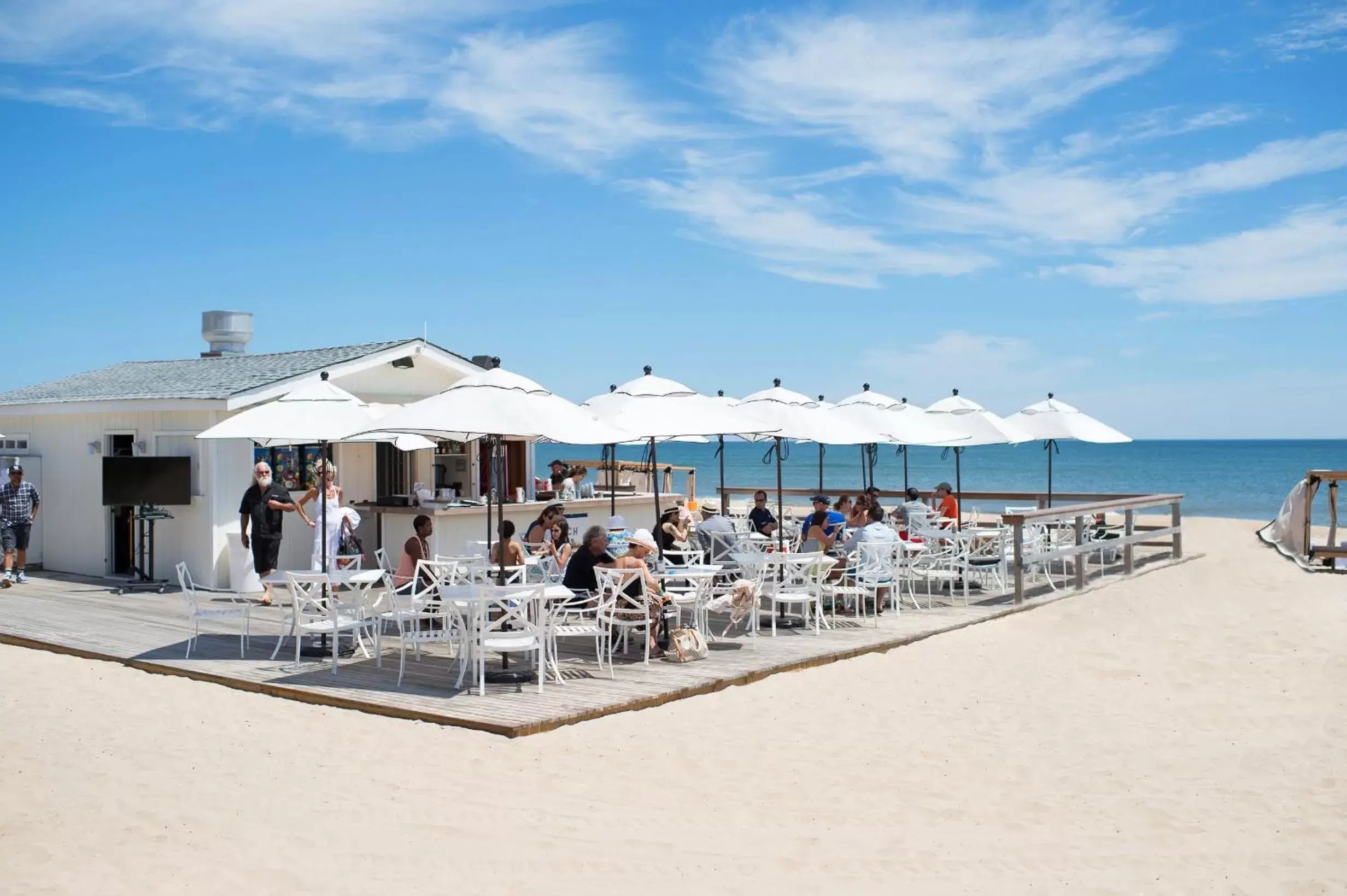 Restaurant/places to eat, Beach in Gurney's Montauk Resort & Seawater Spa