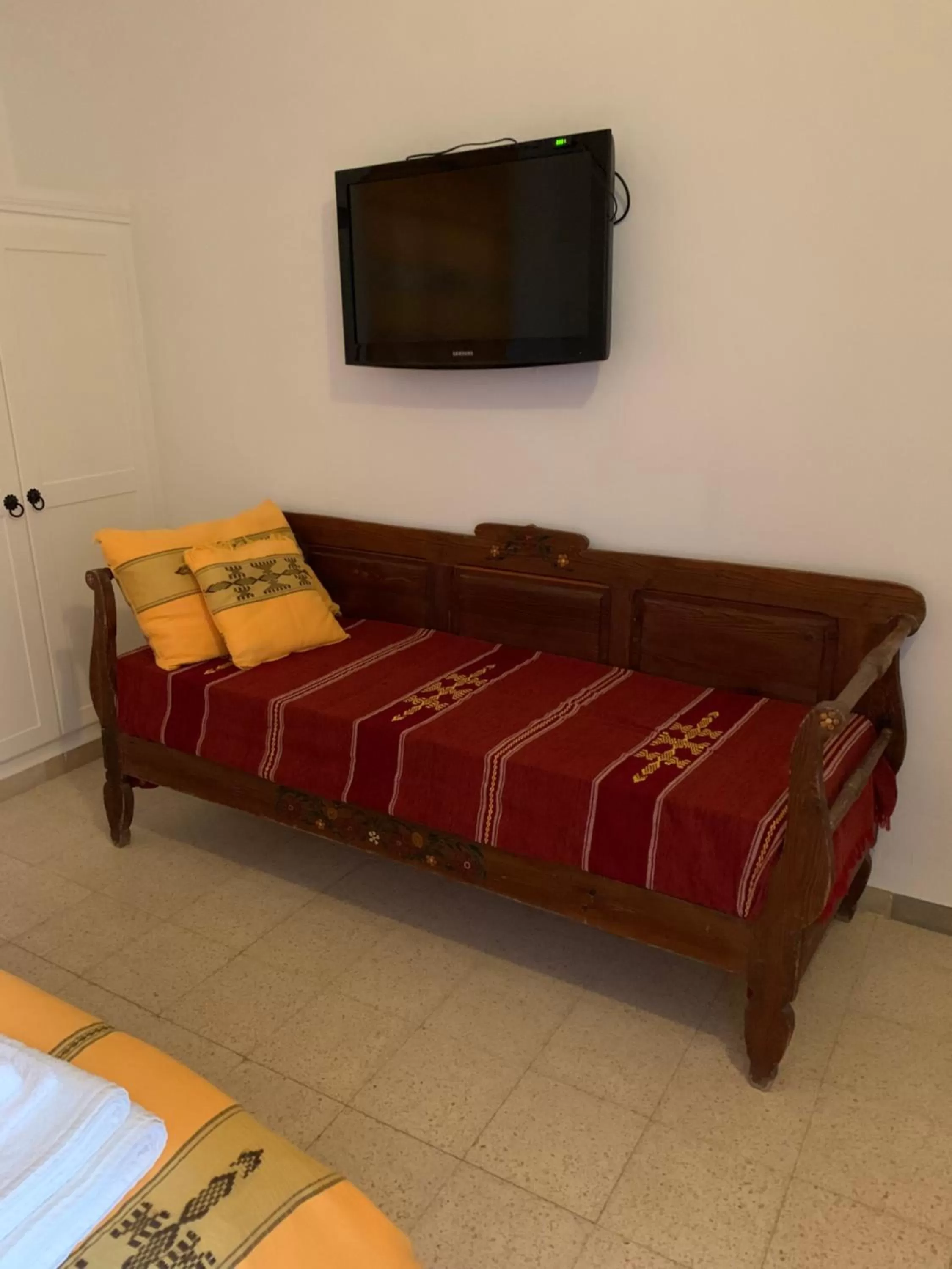 Bedroom, Seating Area in Dar Lola