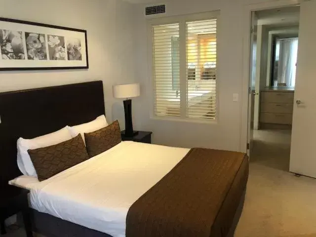 Bed in Grand Mercure Allegra Hervey Bay