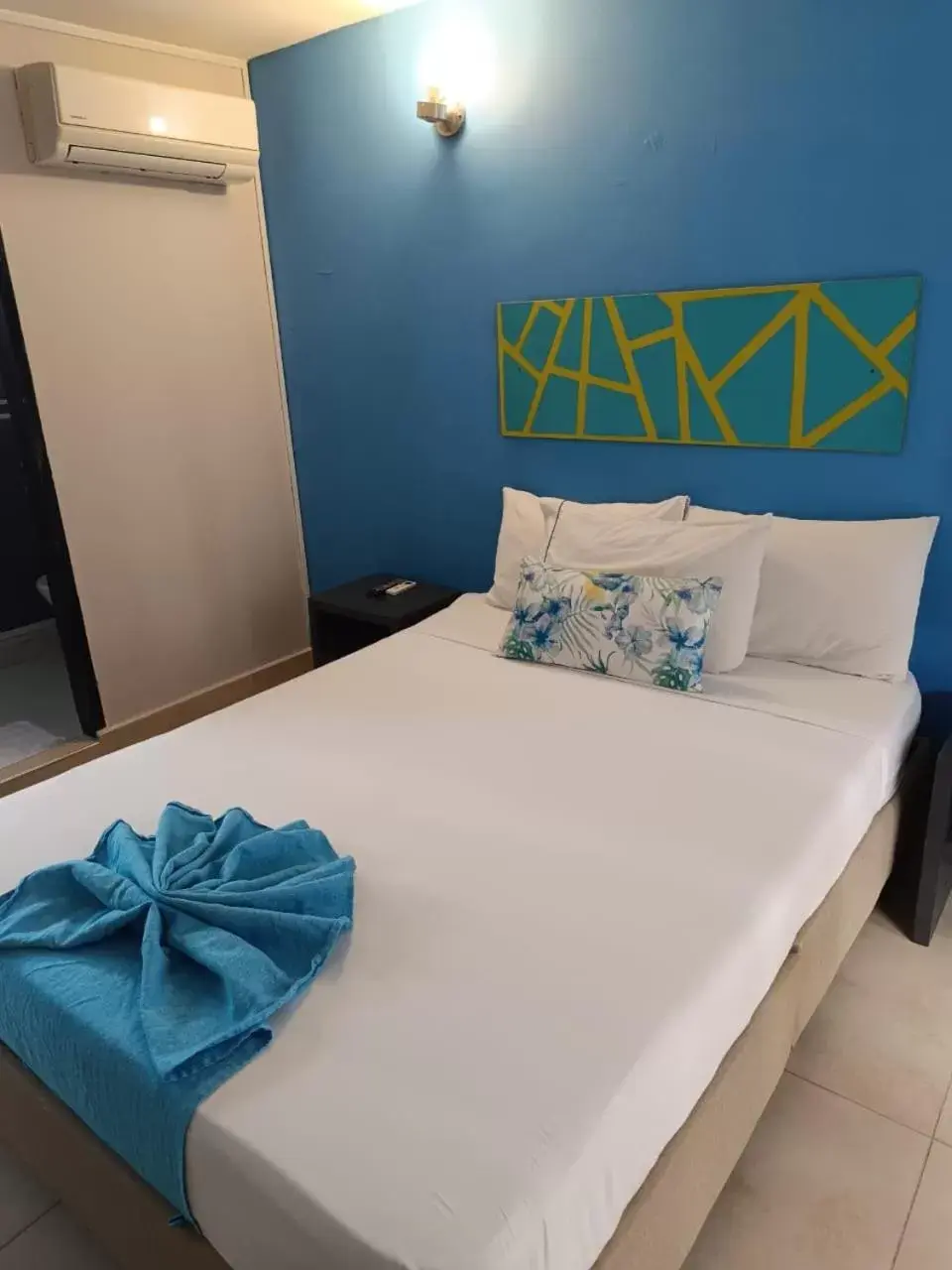 Bed in Hotel Taybo Beach