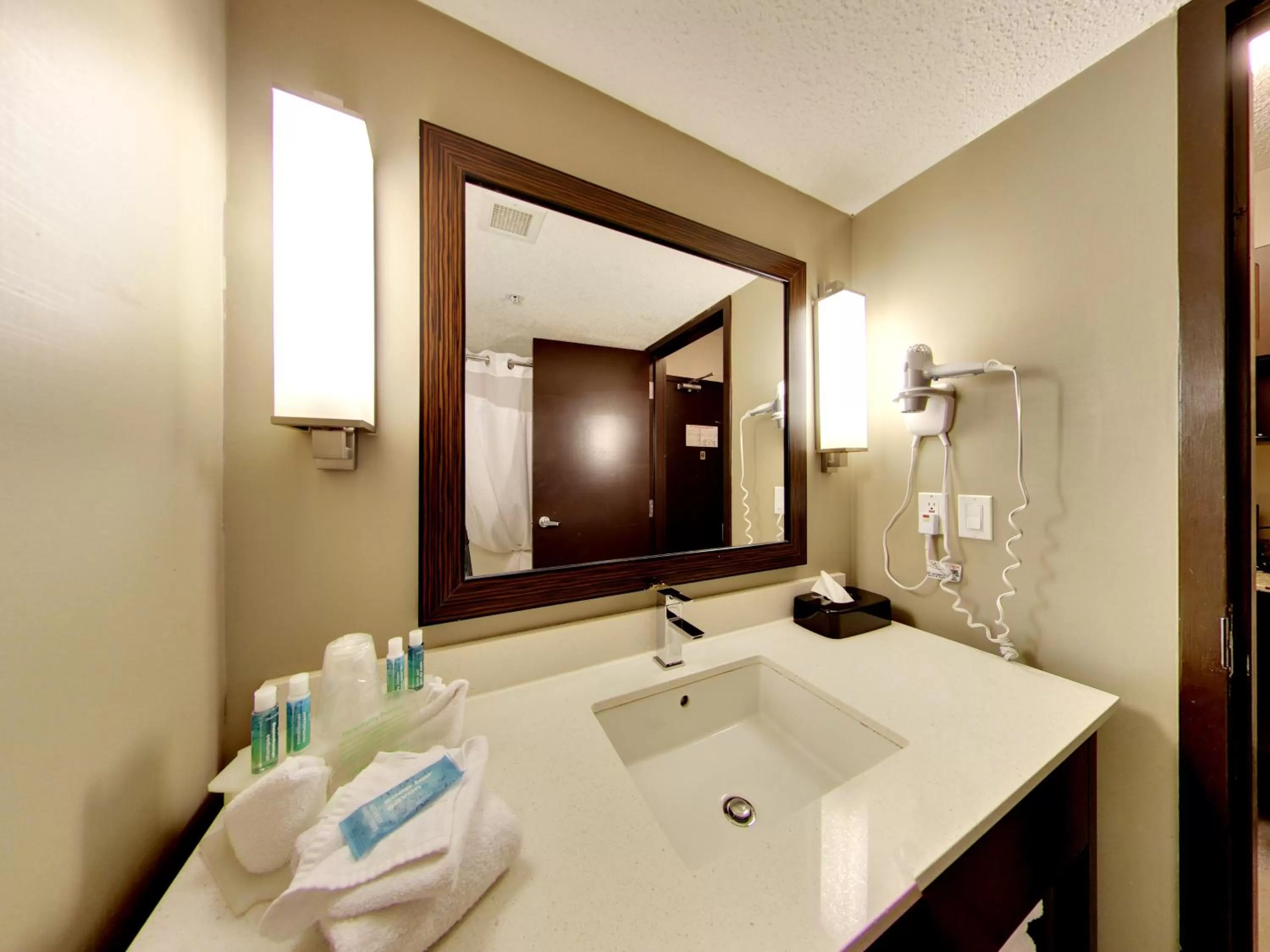 Photo of the whole room in Holiday Inn Express Hotel & Suites - Edmonton International Airport by IHG