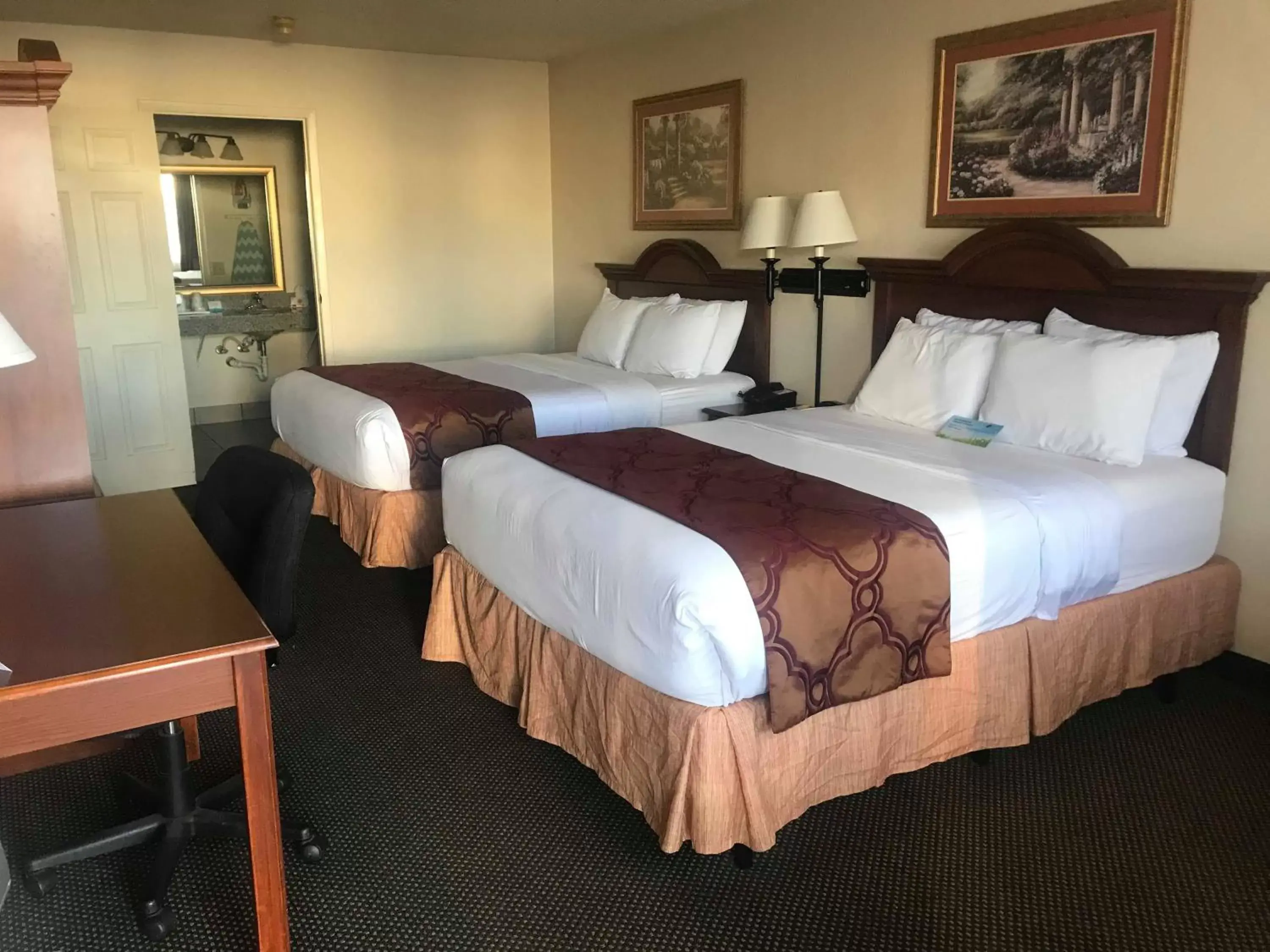 Bed in Days Inn by Wyndham Abilene Bed in Days Inn by Wyndham Abilene