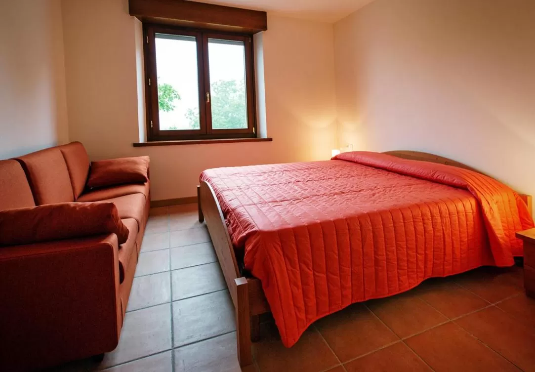 Day, Bed in Albergo Diffuso Tolmezzo