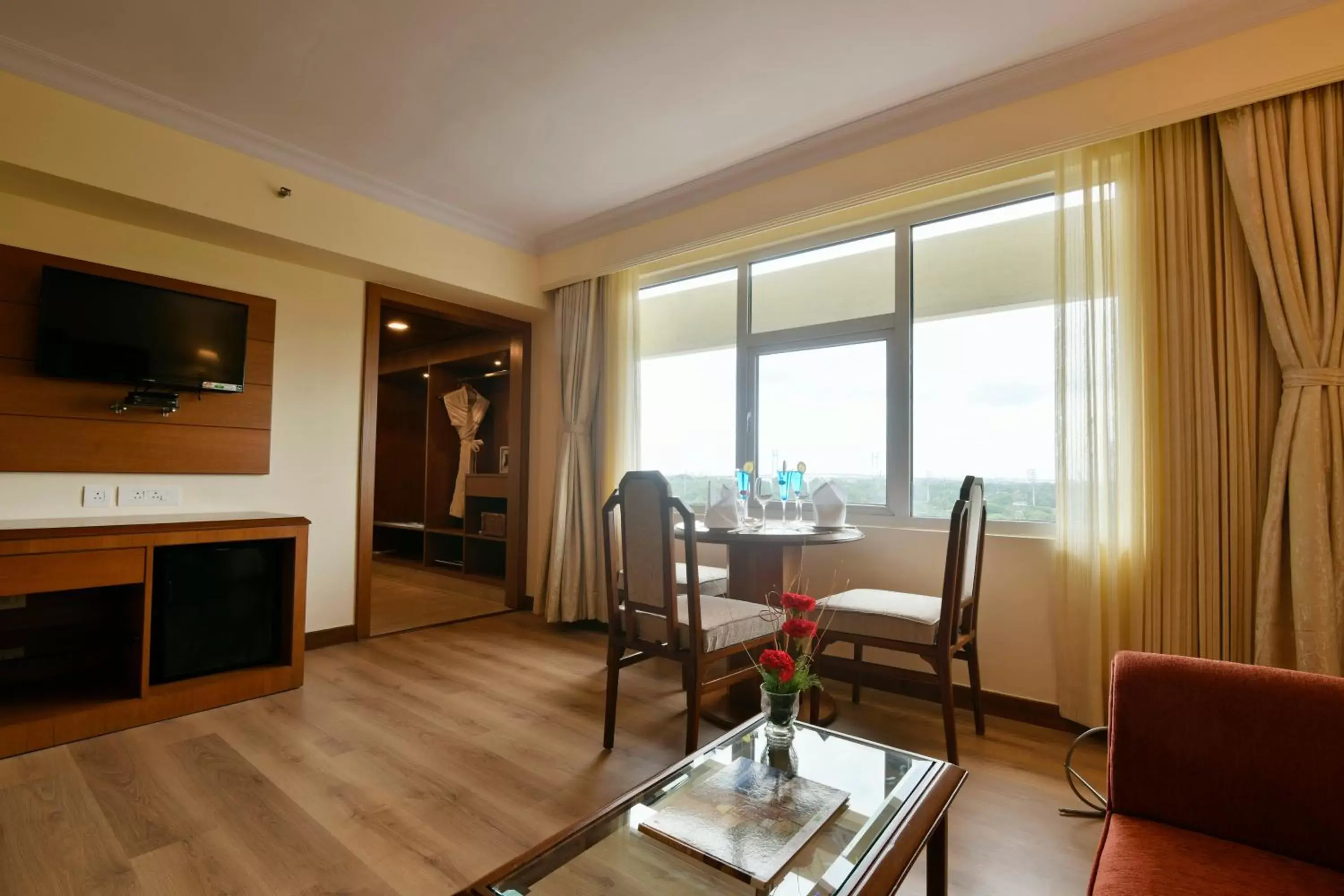 Living room, Seating Area in The Peerless Inn Kolkata