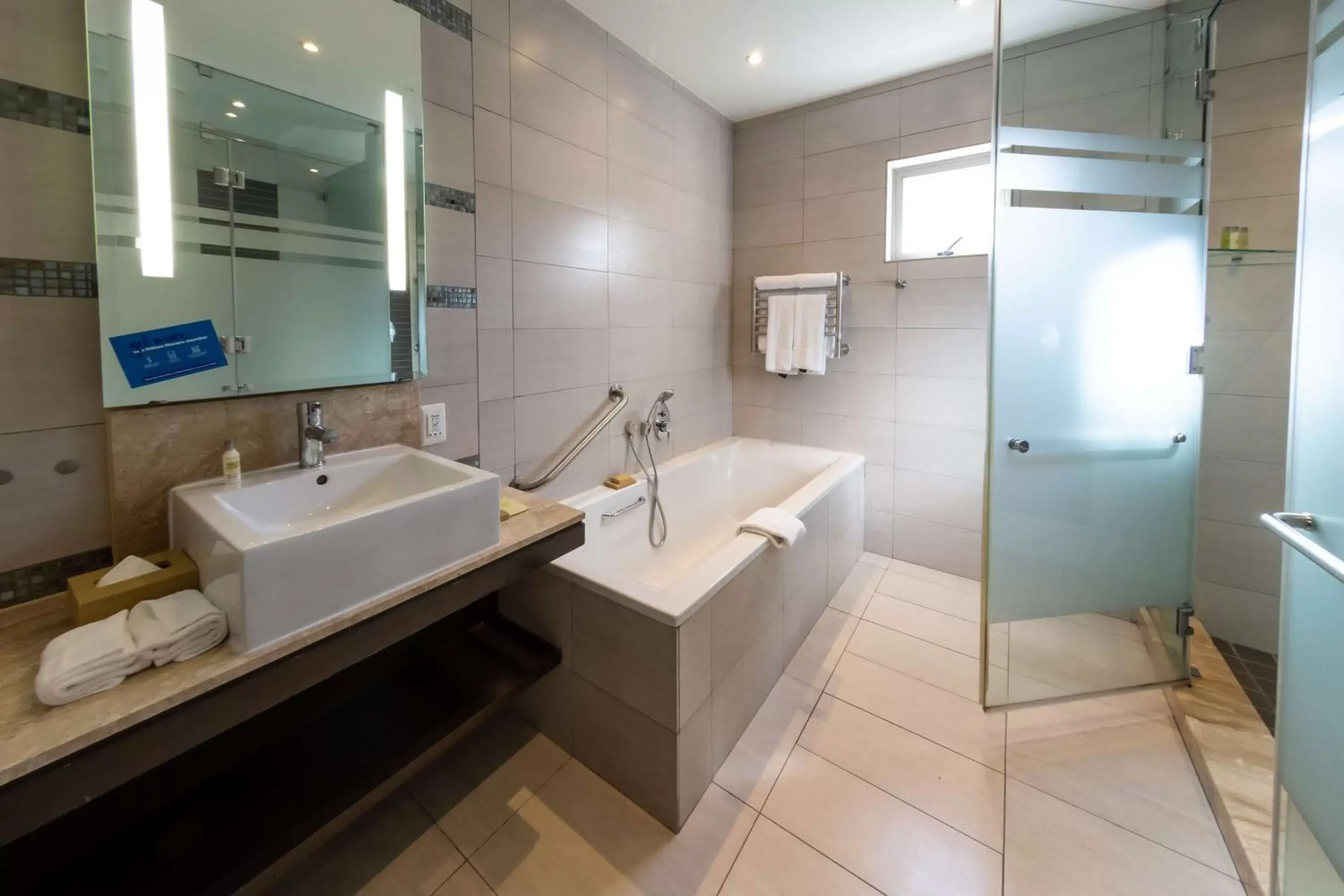 Bathroom in DoubleTree by Hilton Cape Town Upper Eastside