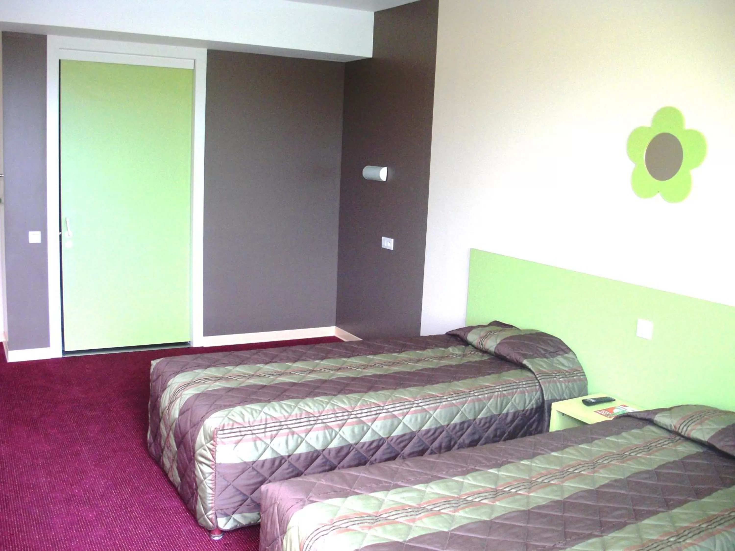 Bed in Fasthotel Orléans Nord Artenay