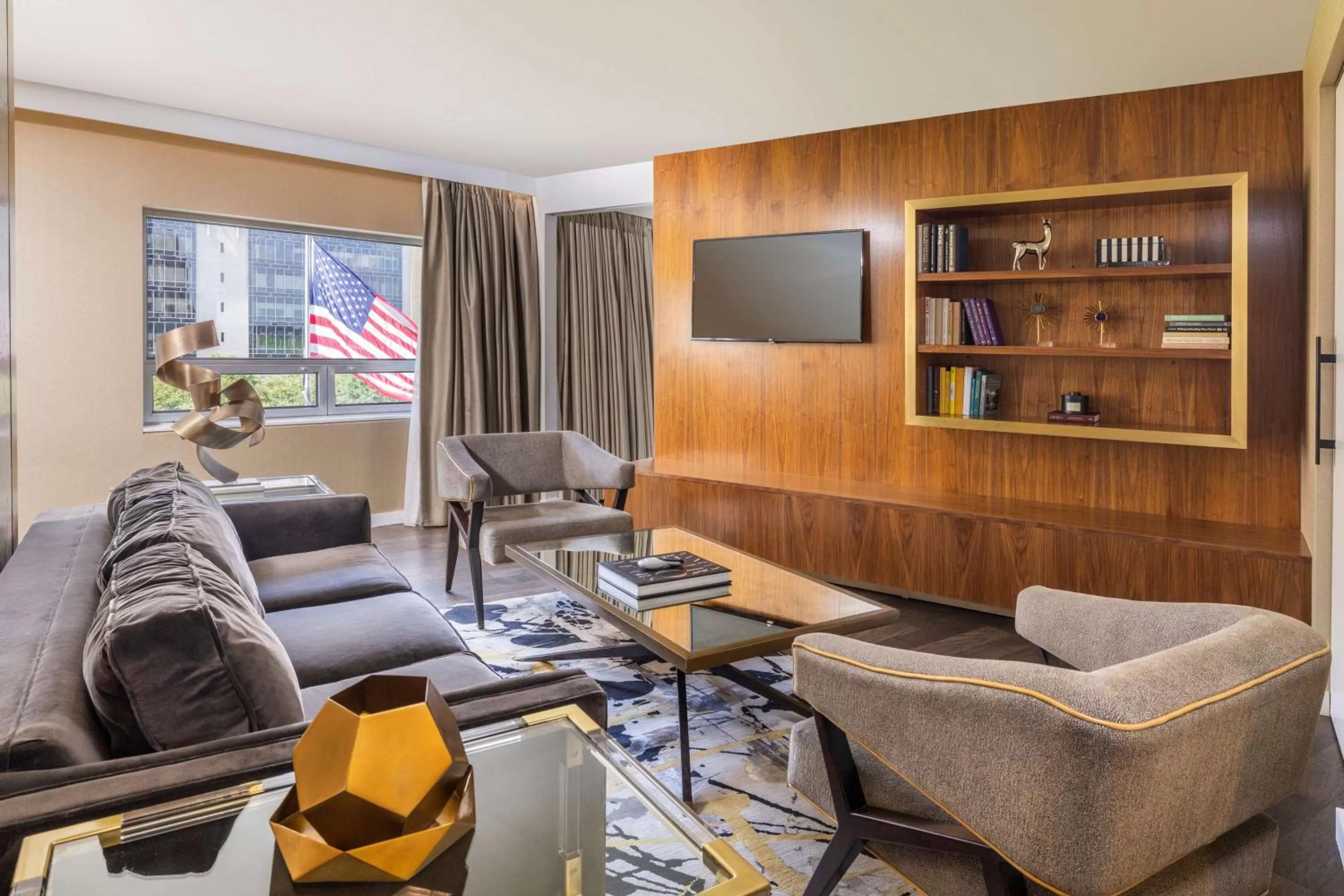 Living room in The Statler Dallas, Curio Collection By Hilton