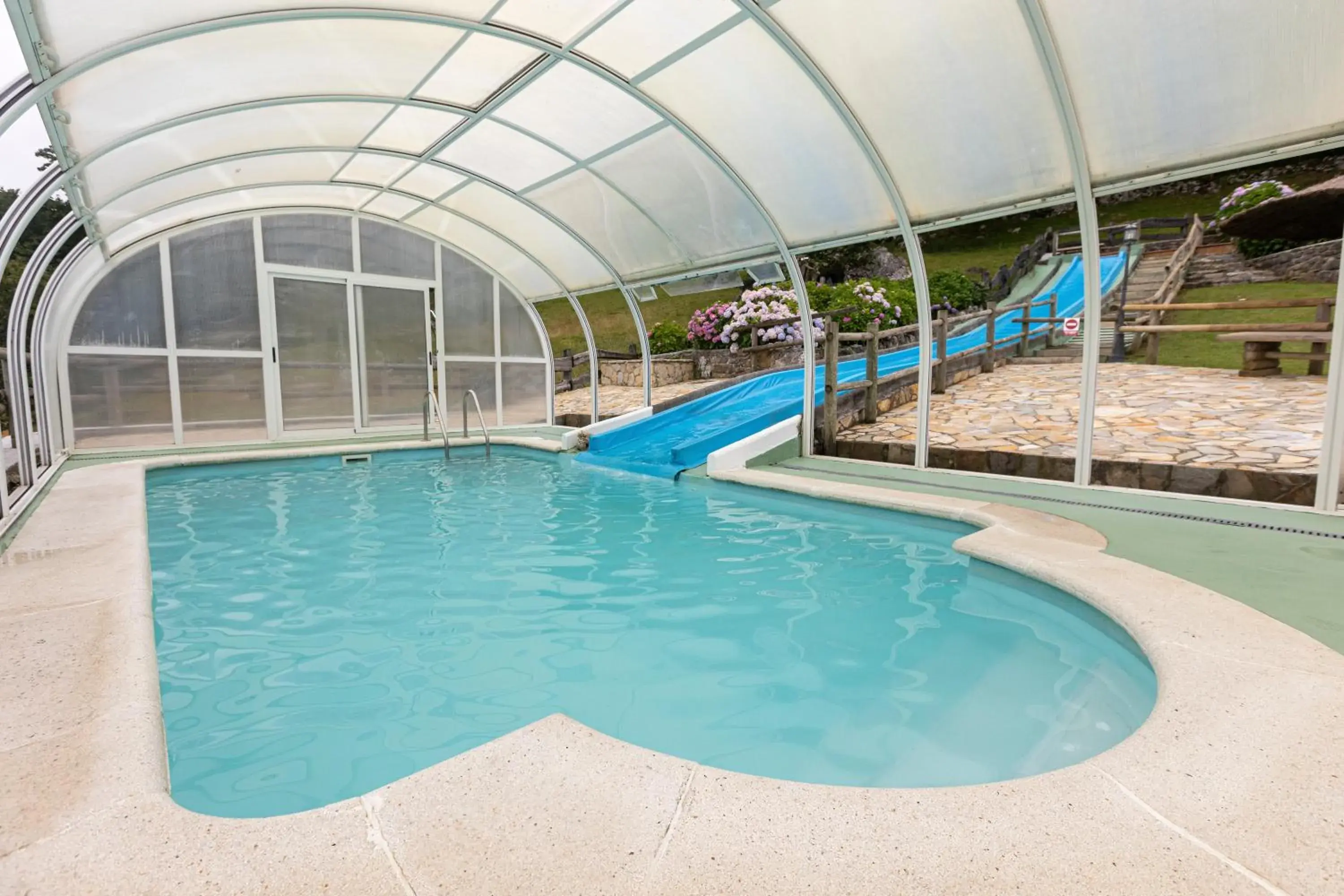 Swimming Pool in Hotel & Spa Villa de Mestas