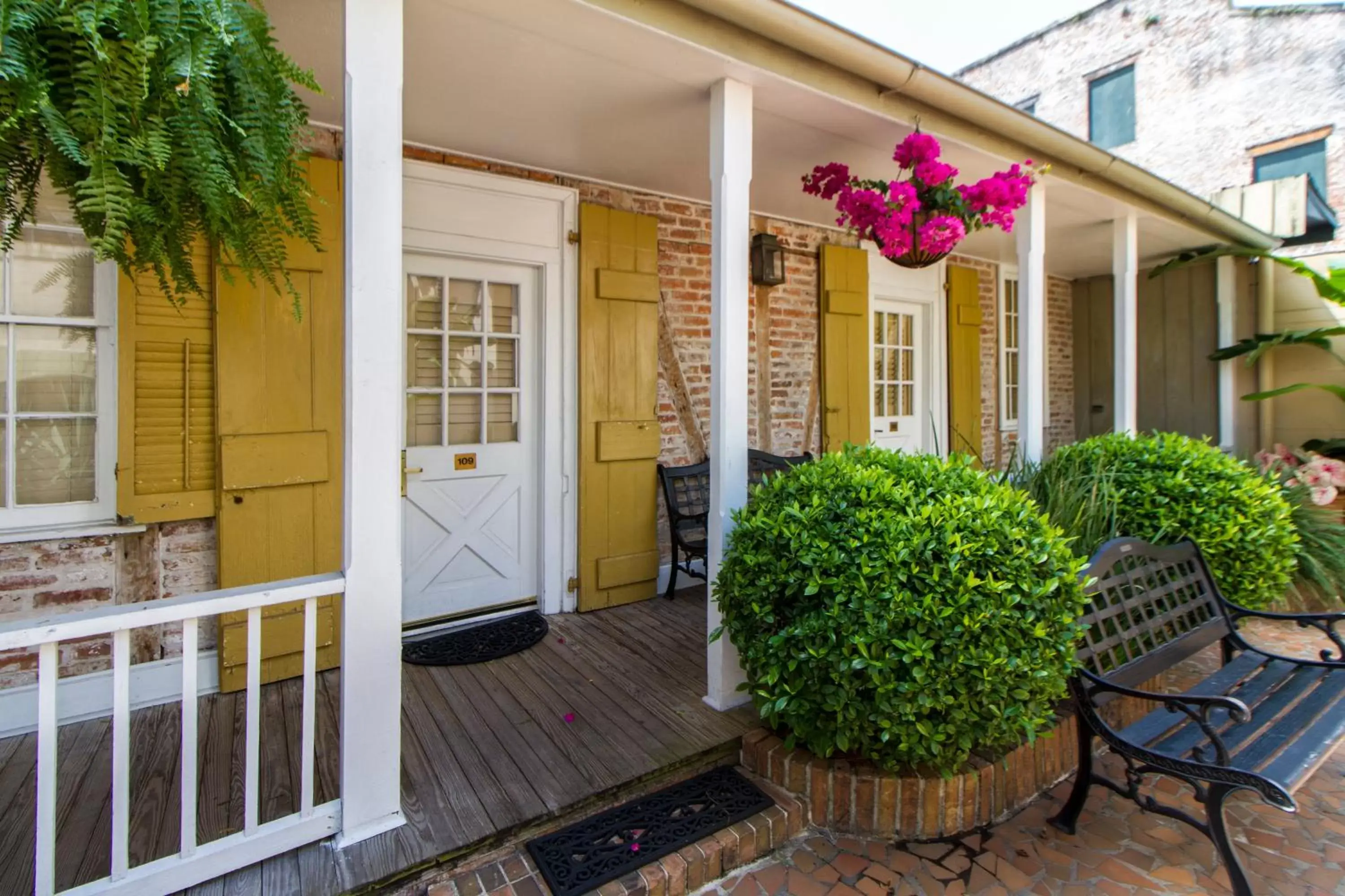 Patio in Dauphine Orleans Hotel