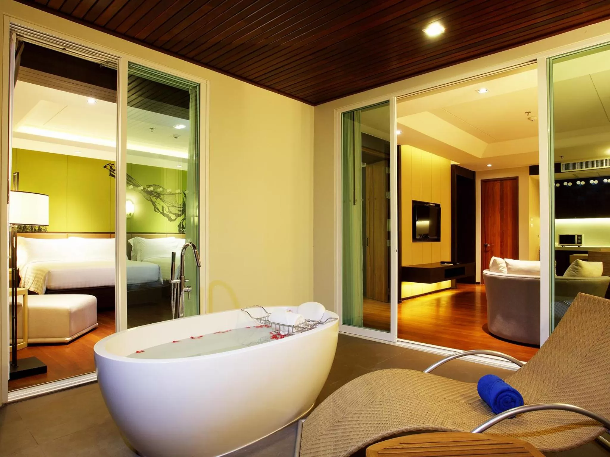 Suite with Pool View in Graceland Khaolak Beachfront Resort