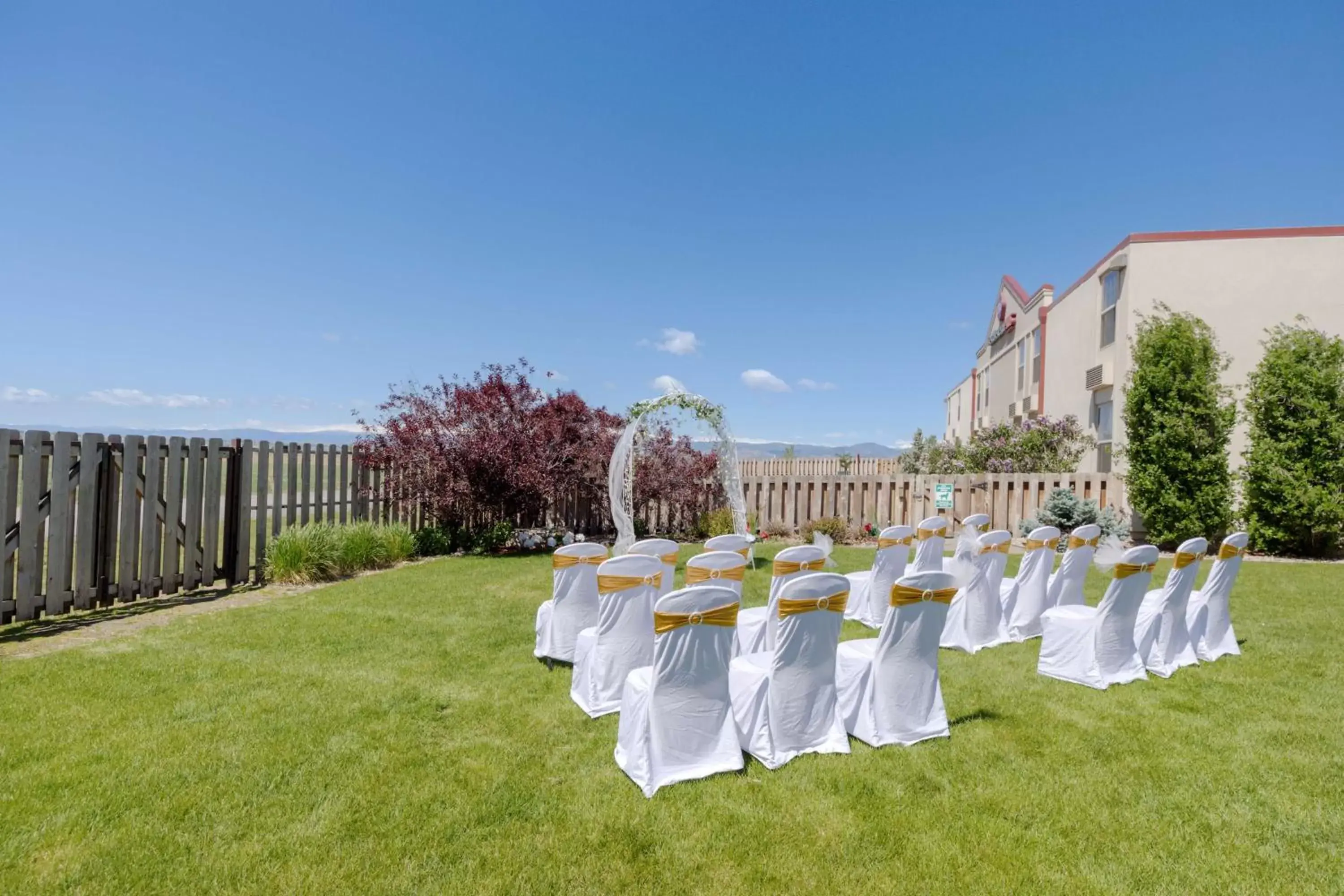 Property building, Banquet Facilities in Best Western Plus Loveland Inn