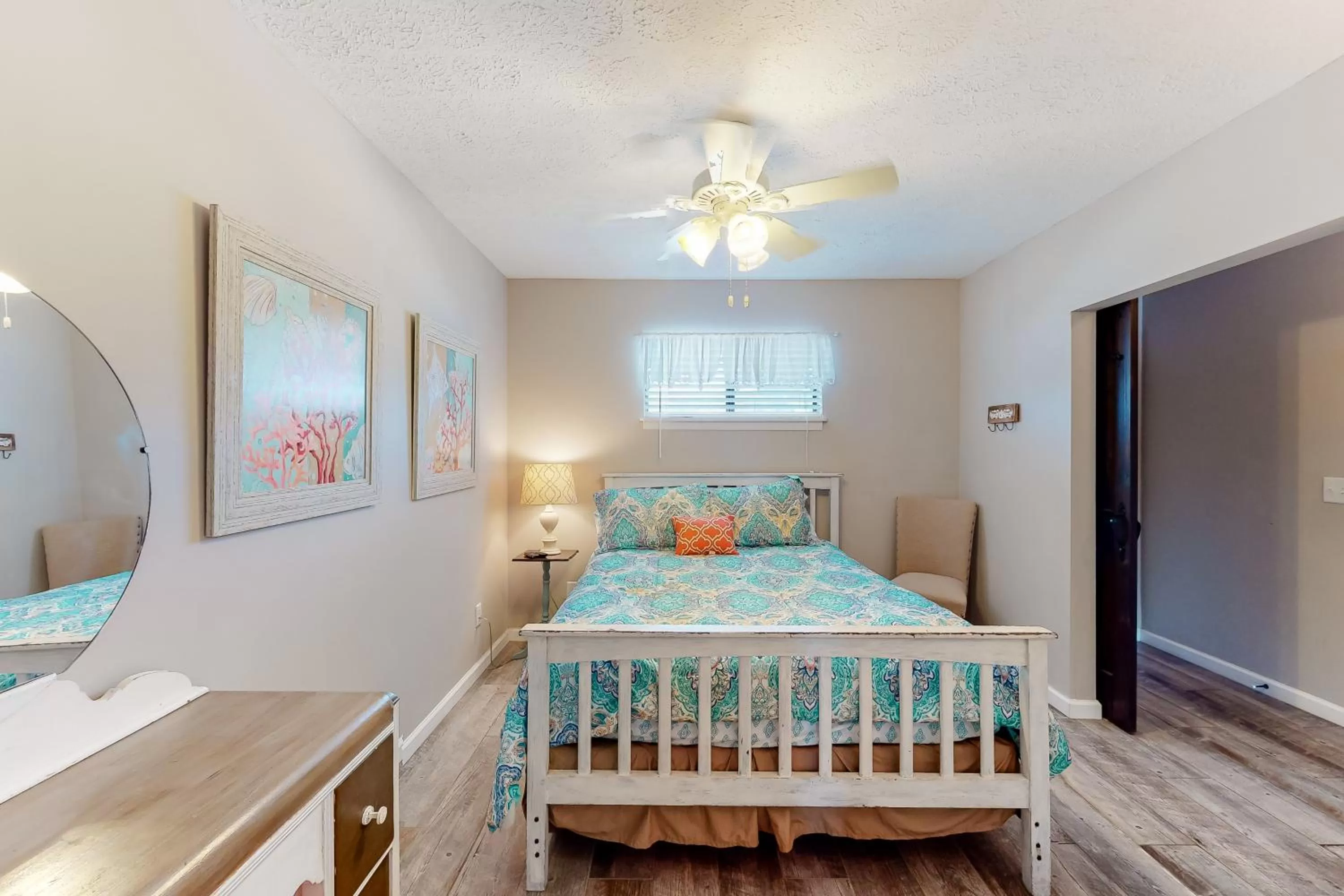 Bed in Polynesian Village - Unit 222