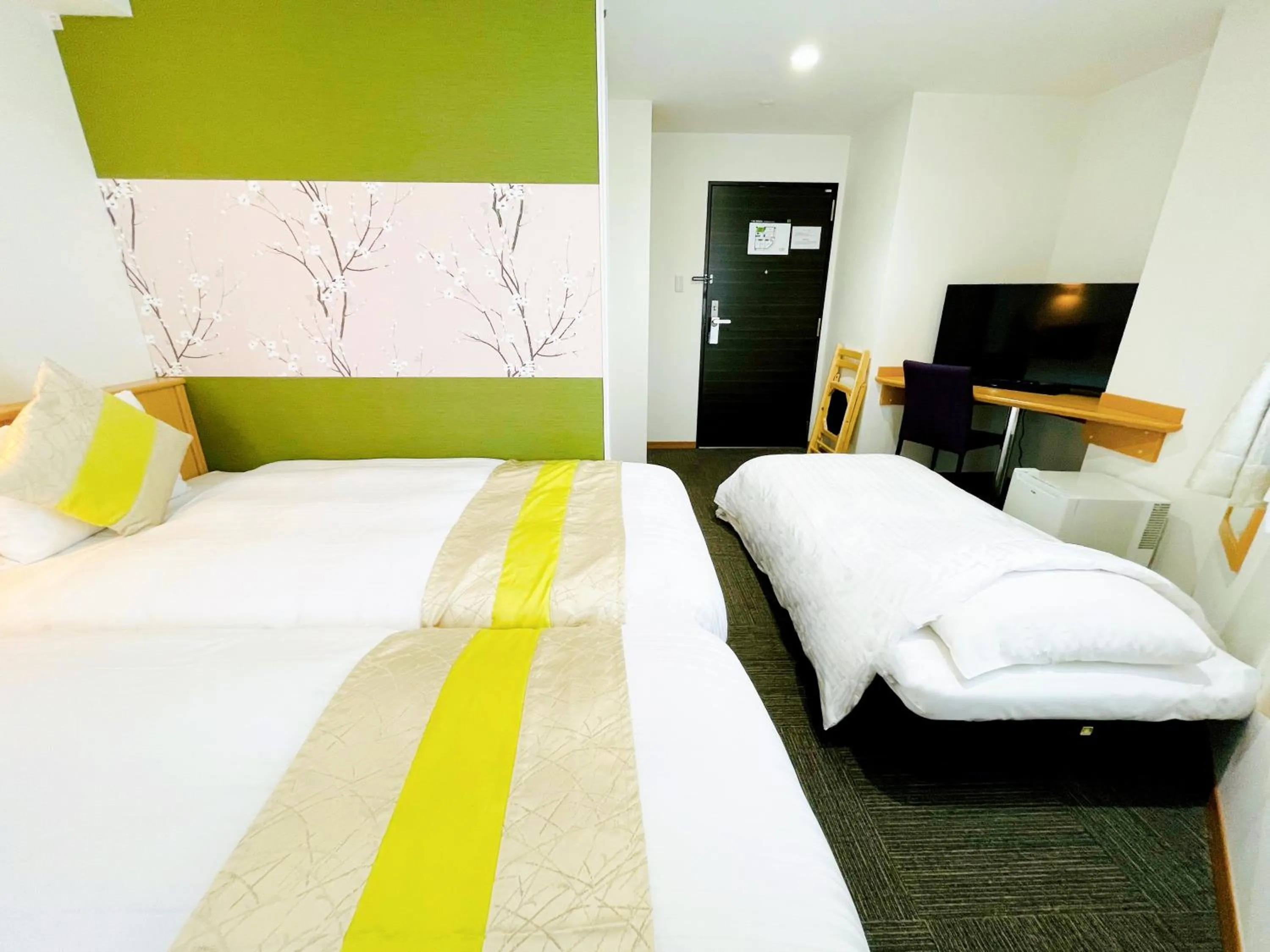 Photo of the whole room, Bed in Eins.Inn Umeda Higashi