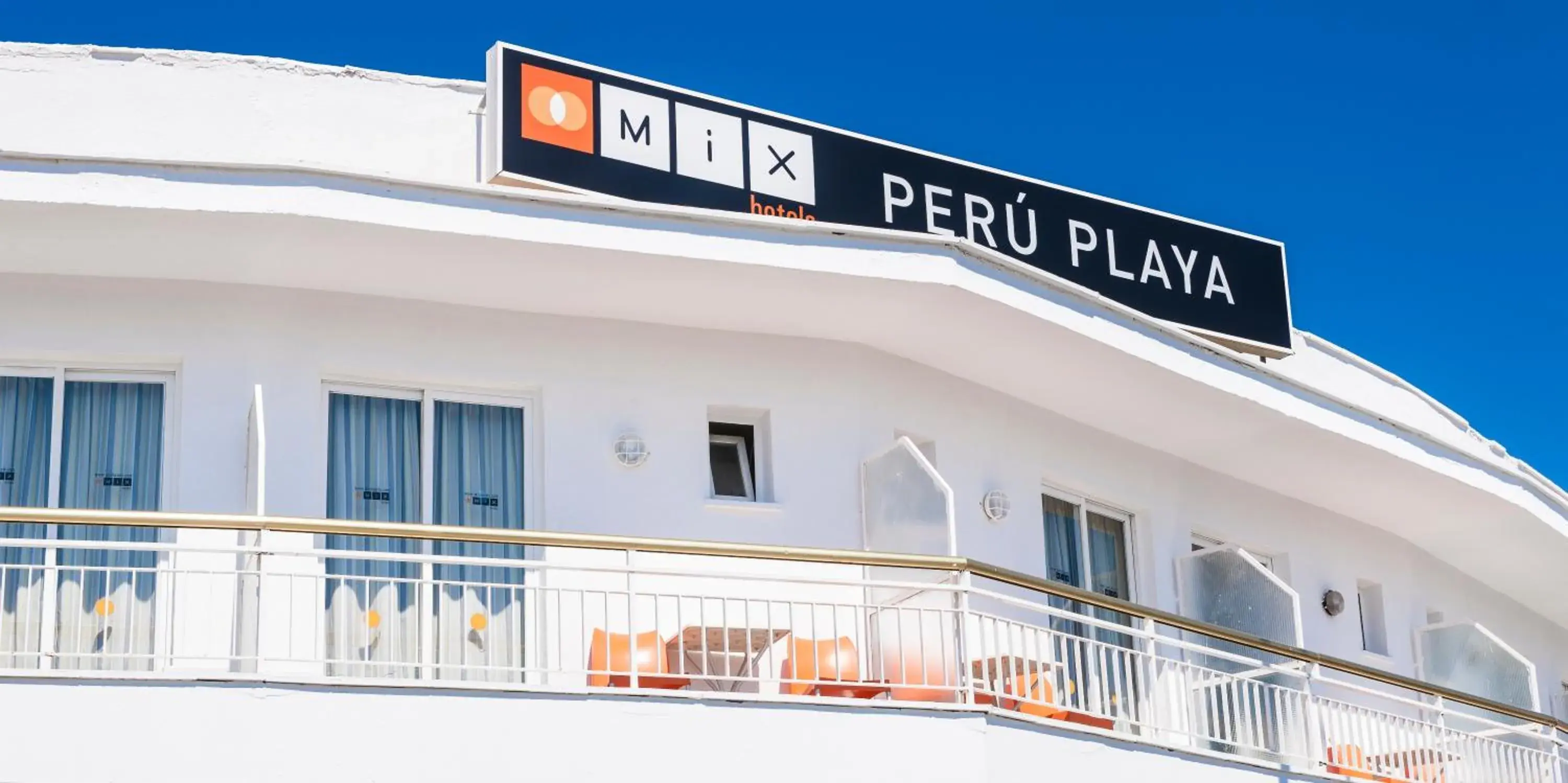 Property building in Mix Peru Playa