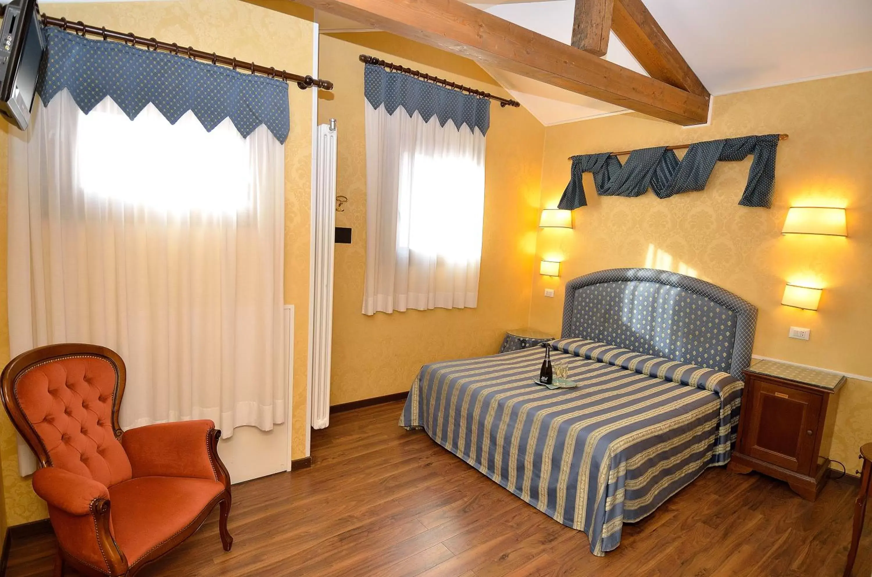 Bed in Hotel Da Bruno