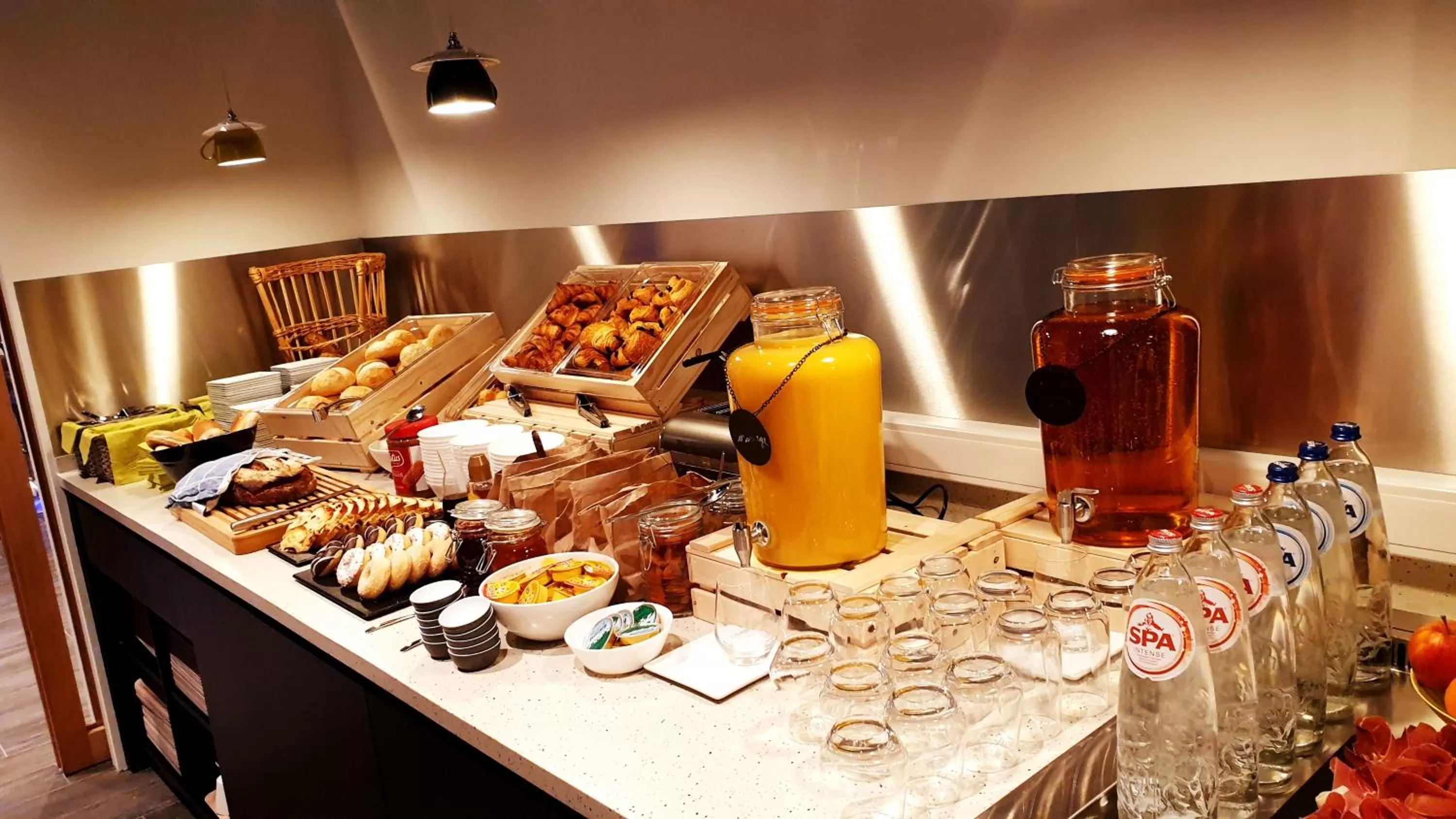 Breakfast in ibis Styles Liege Guillemins