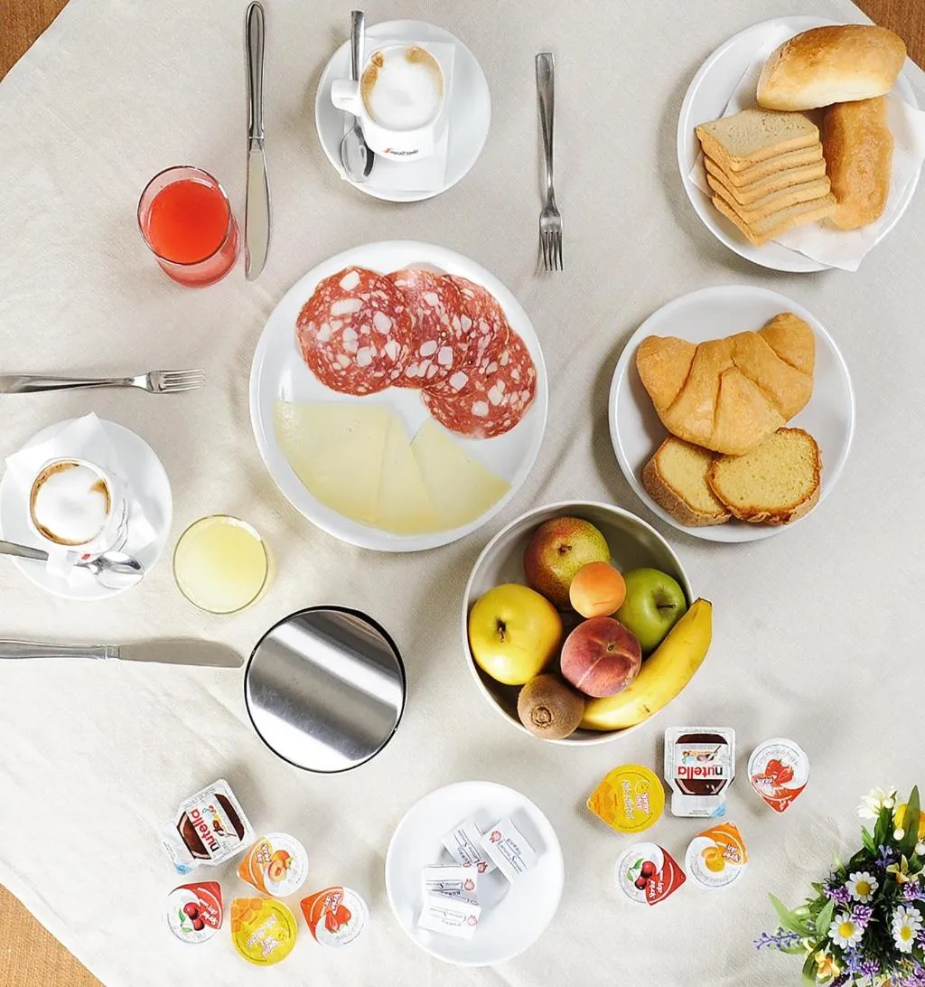 Food in Sporting Hotel Stella Maris