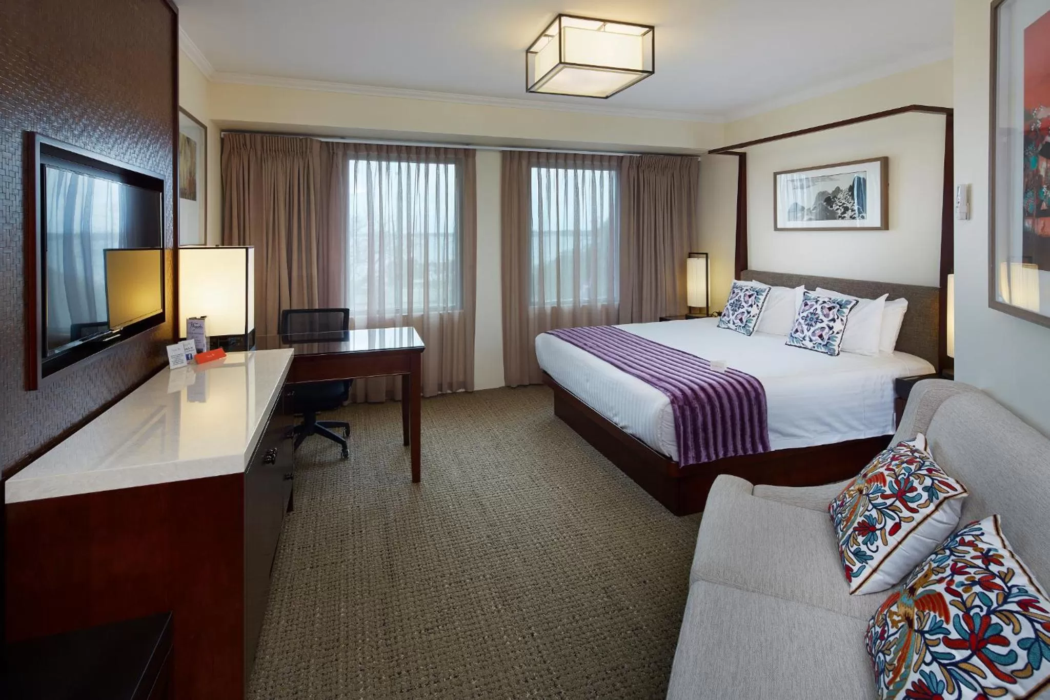 Photo of the whole room, Bed in Pagoda Resort & Spa