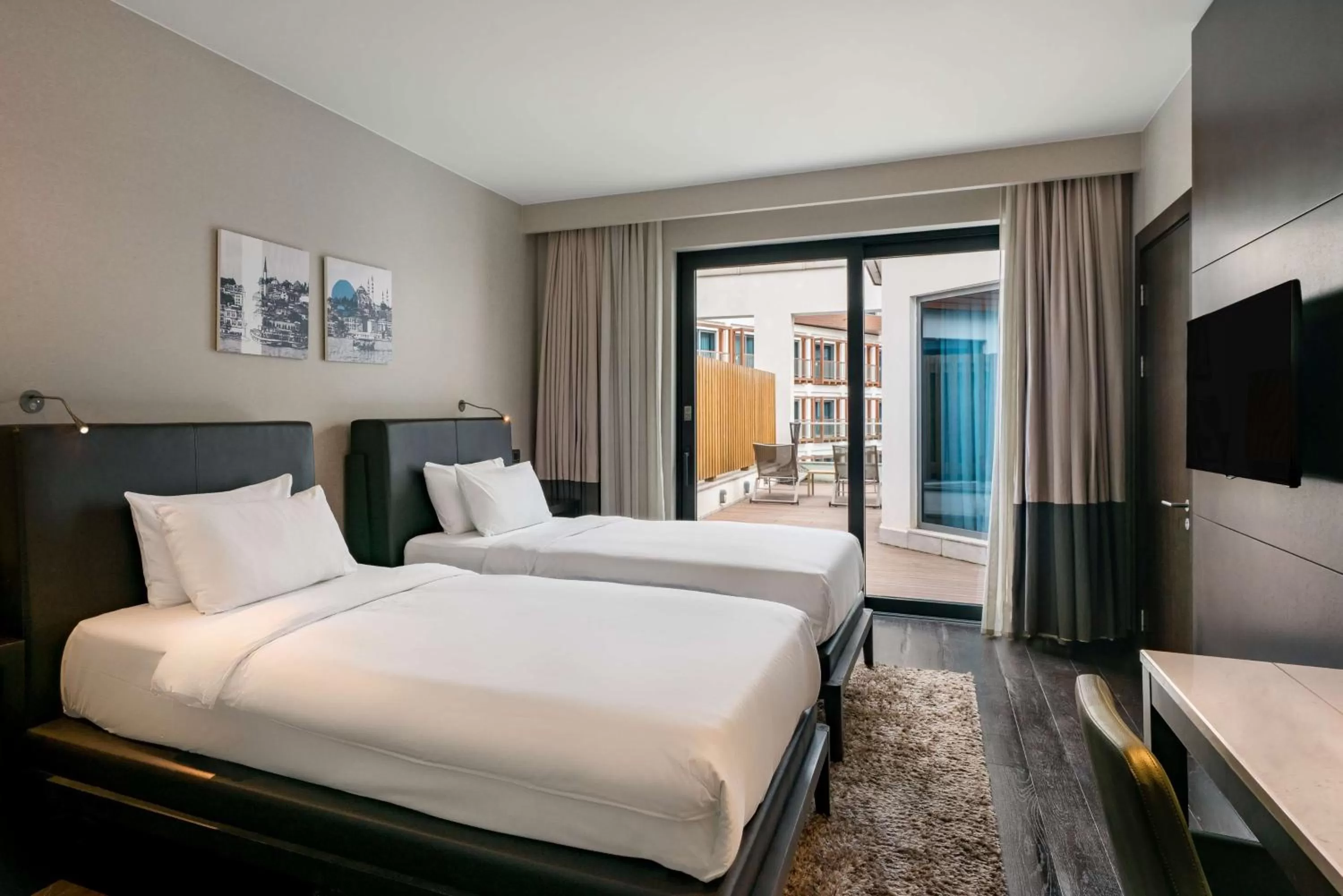 Bedroom, Bed in Radisson Blu Hotel & Spa, Istanbul Tuzla