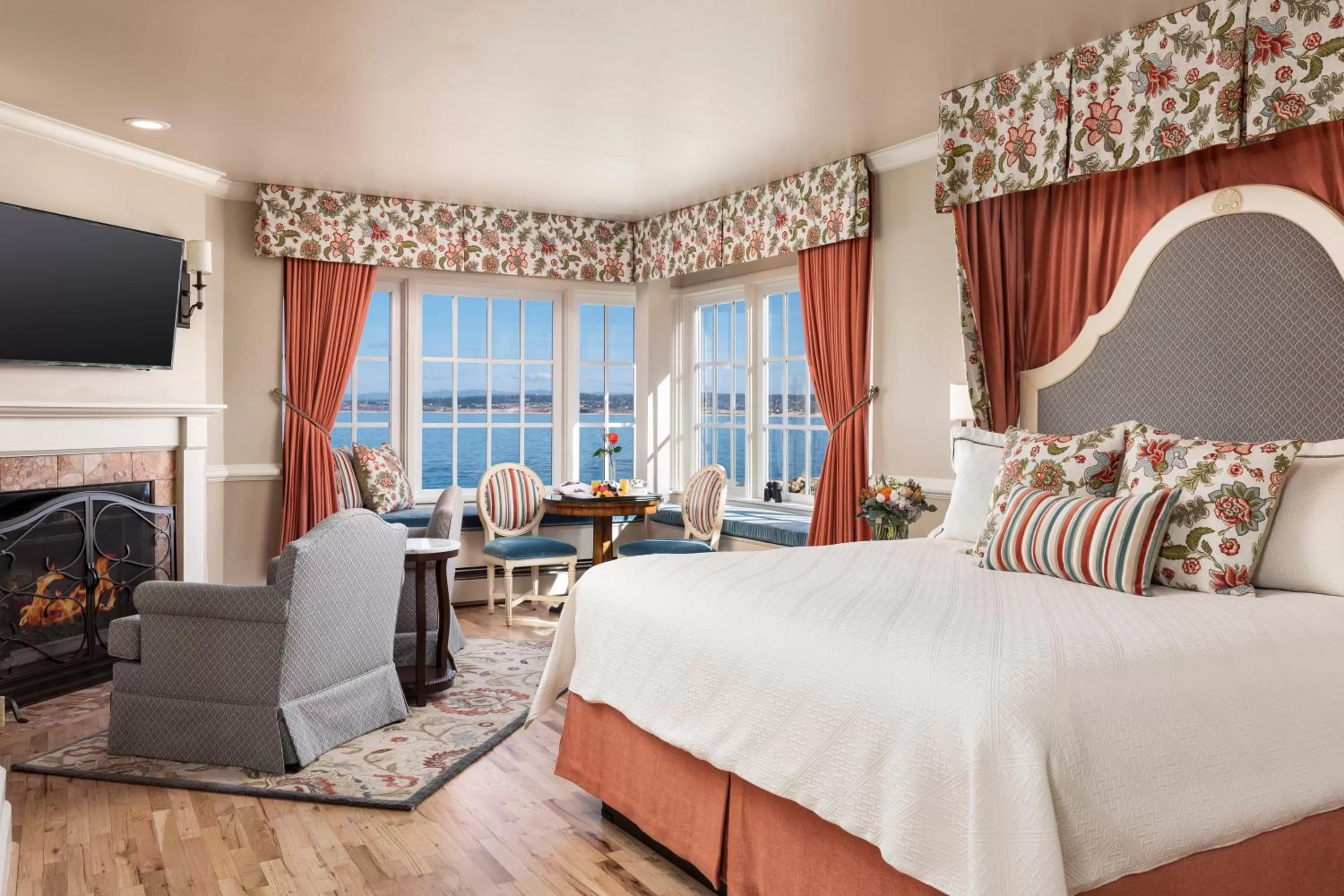 Sea view, Bed in Spindrift Inn