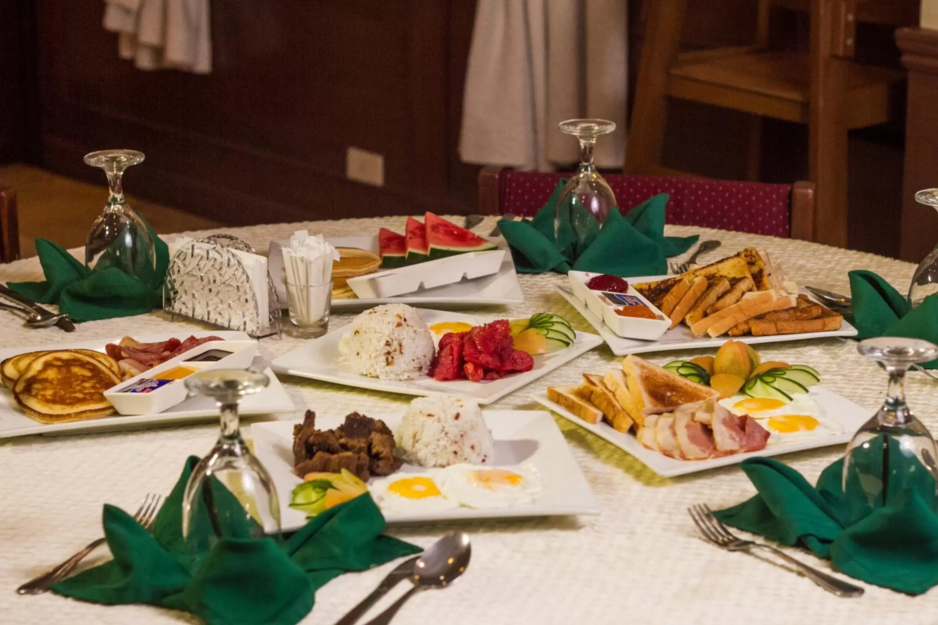 Restaurant/places to eat in Tagaytay Country Hotel Restaurant/places to eat in Tagaytay Country Hotel