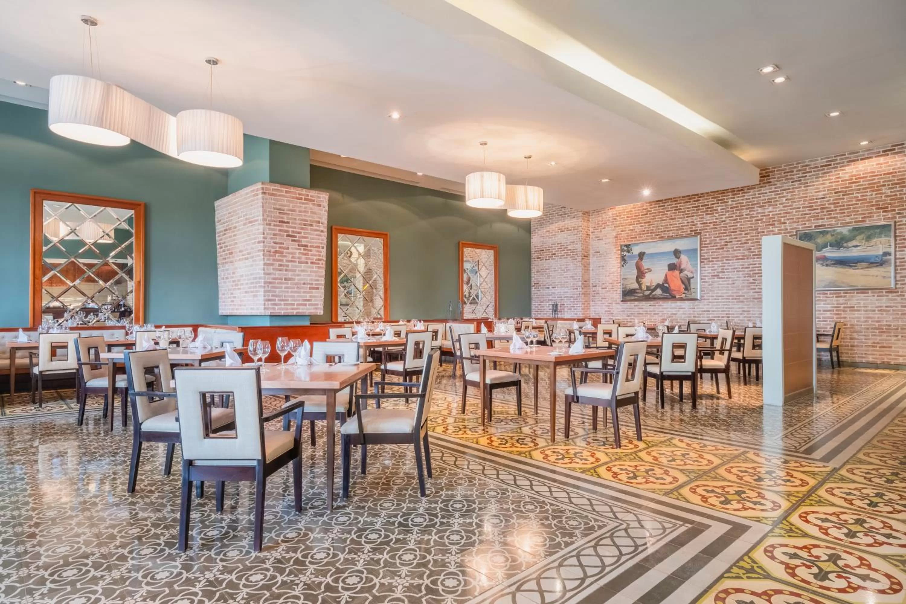 Restaurant/places to eat in Iberostar Grand Rose Hall