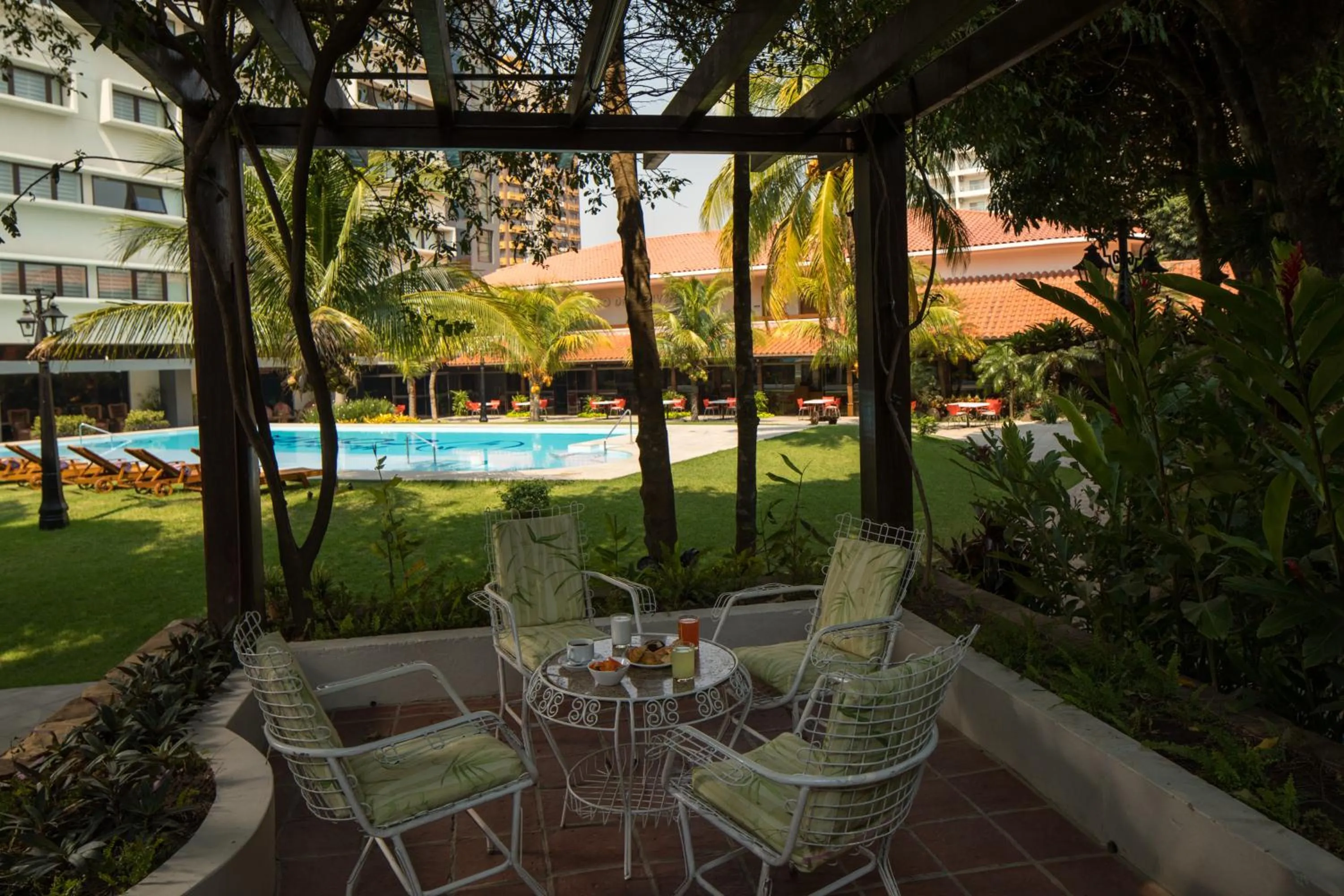 Garden in Hotel Cortez