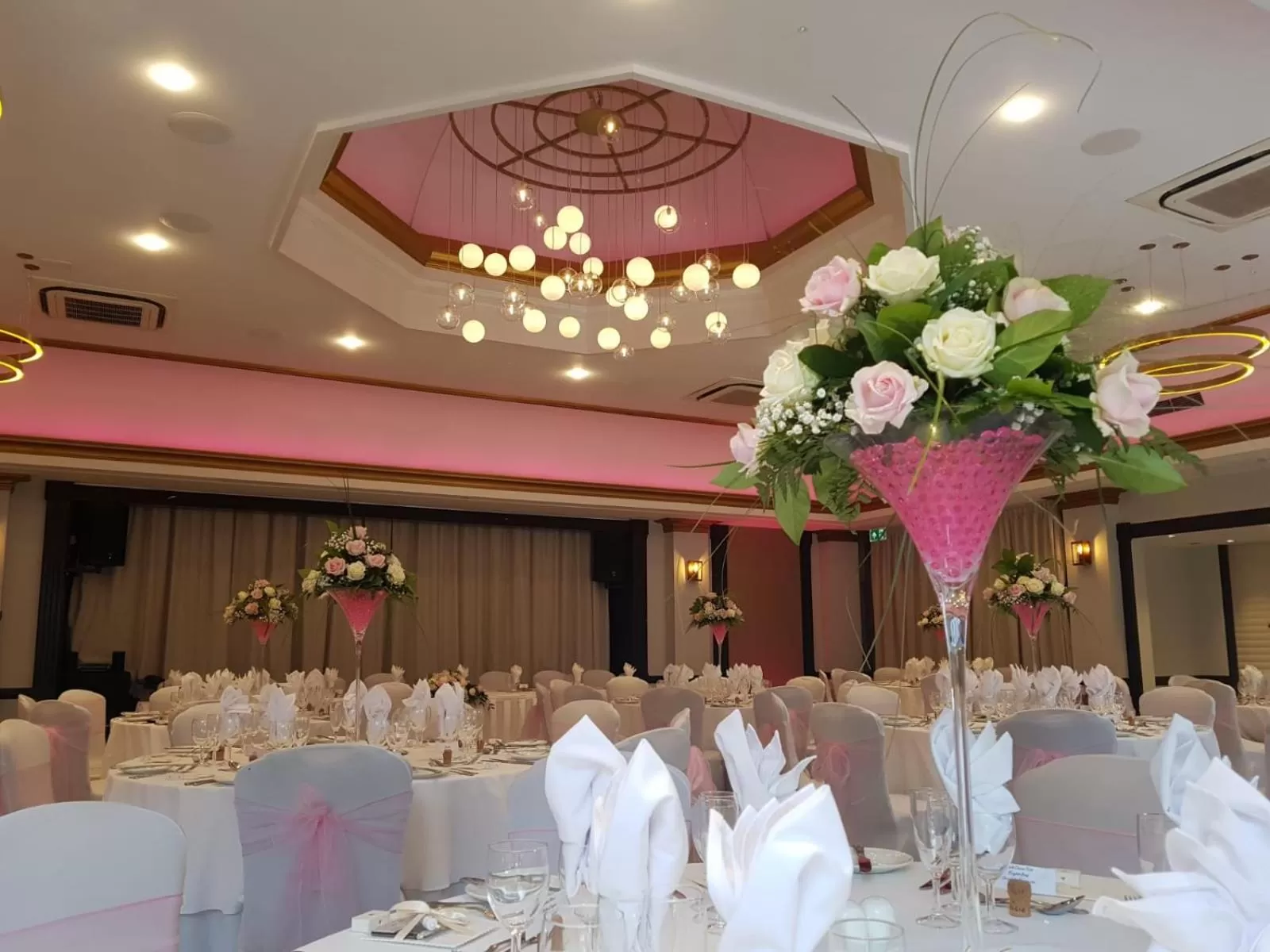 Dining area in Swindon Blunsdon House Hotel, BW Premier Collection