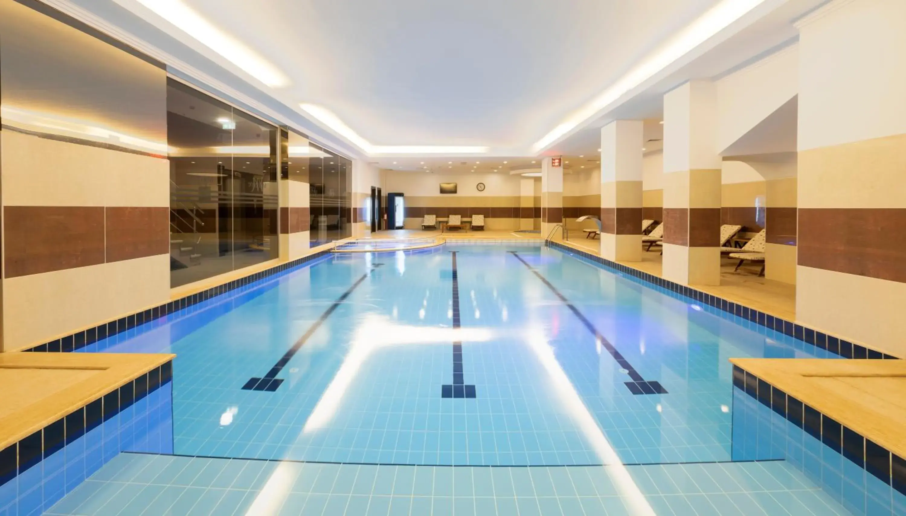 Fitness centre/facilities, Swimming Pool in Mercure Istanbul Bakirkoy