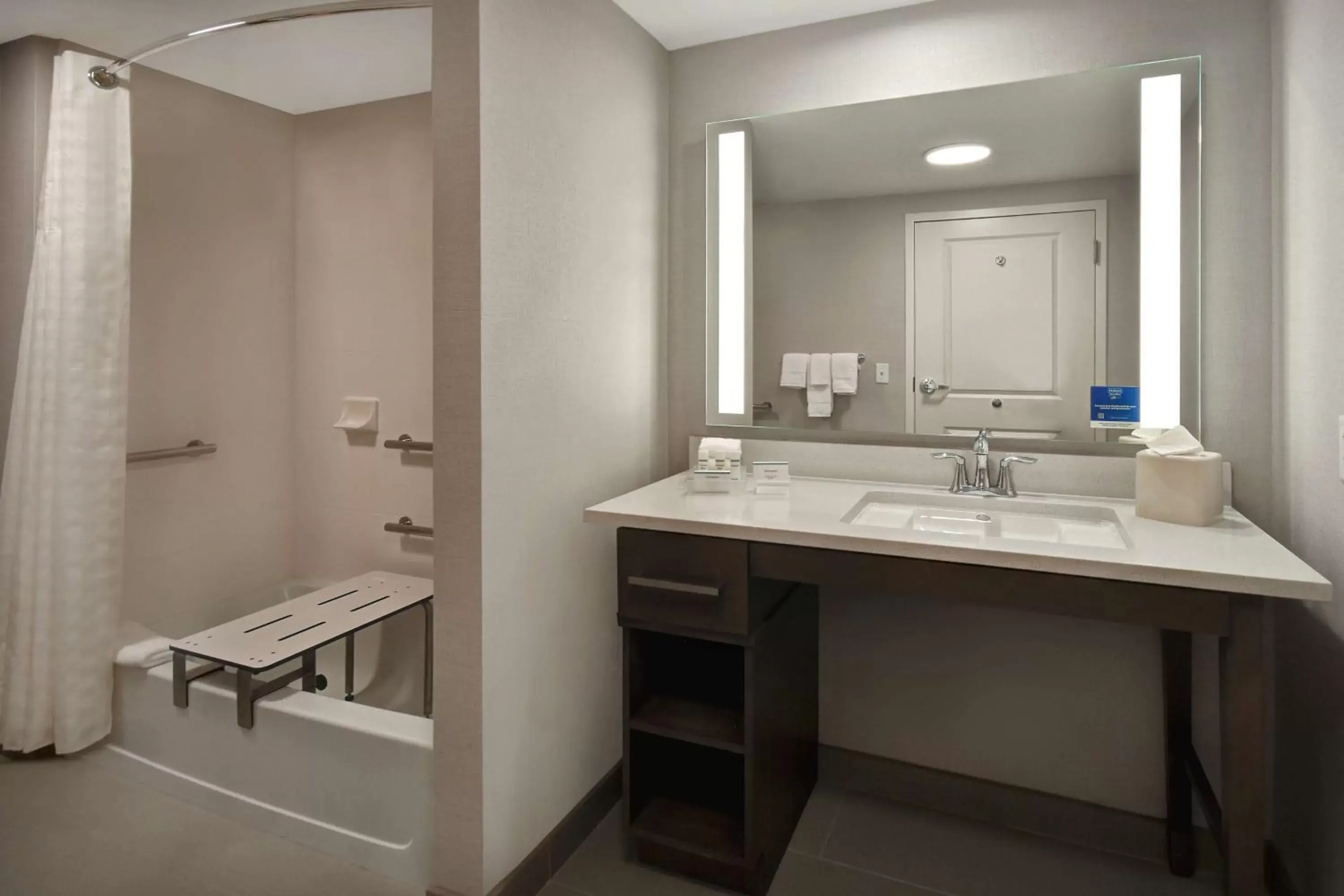 Bathroom in Homewood Suites By Hilton Orlando Flamingo Crossings, Fl