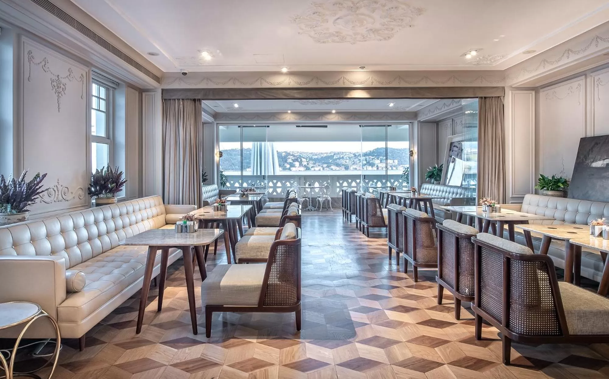 Restaurant/places to eat in The Stay Bosphorus