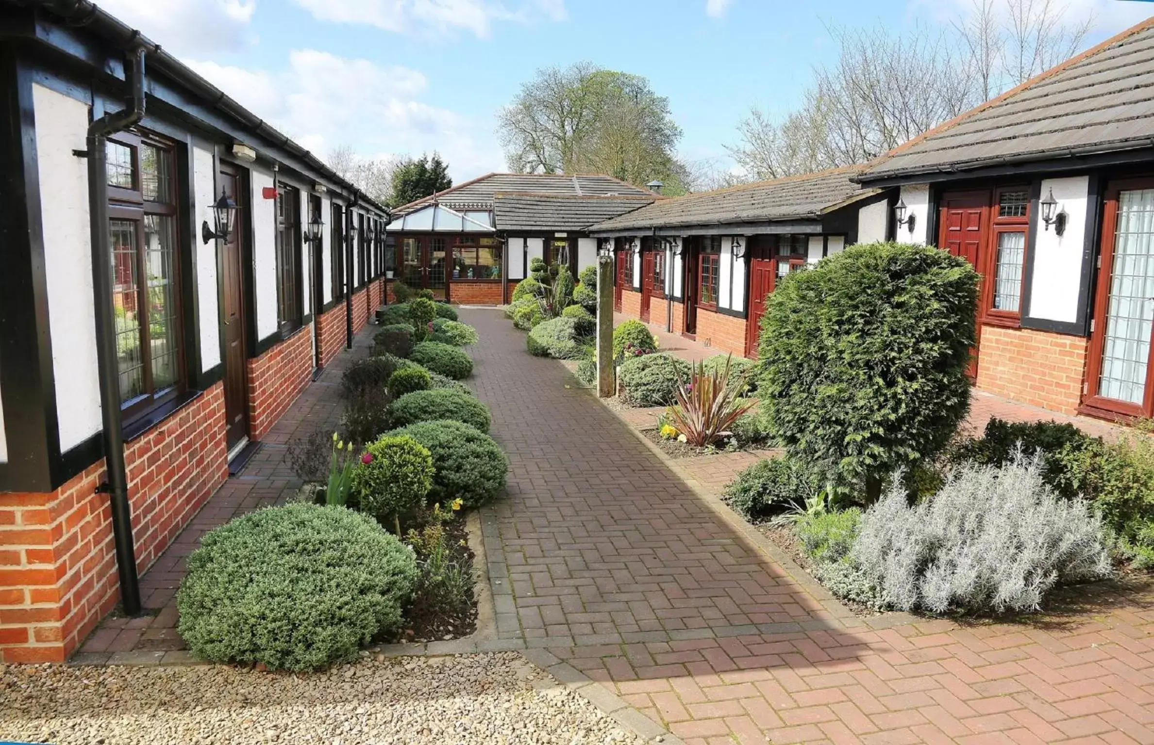 Garden, Property Building in The Stanwick Hotel