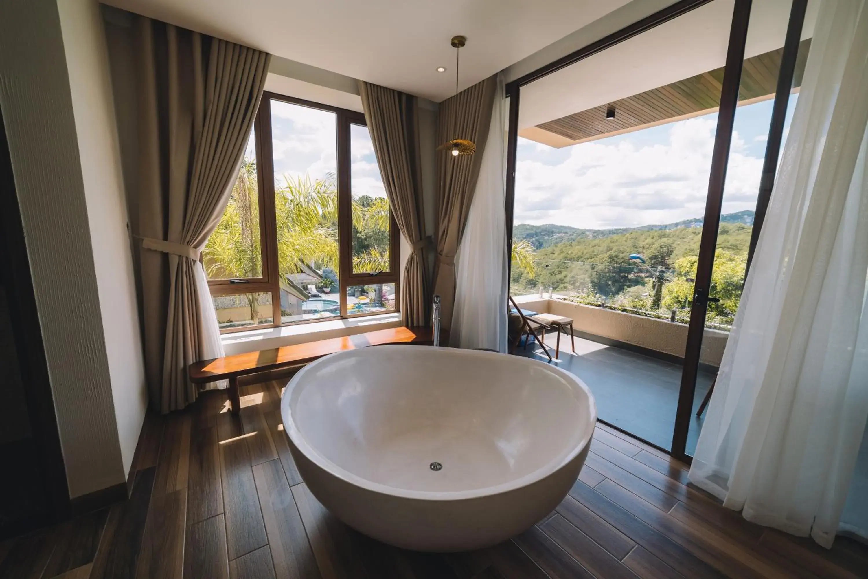 Balcony/Terrace, Bathroom in Zen Valley Dalat Resort