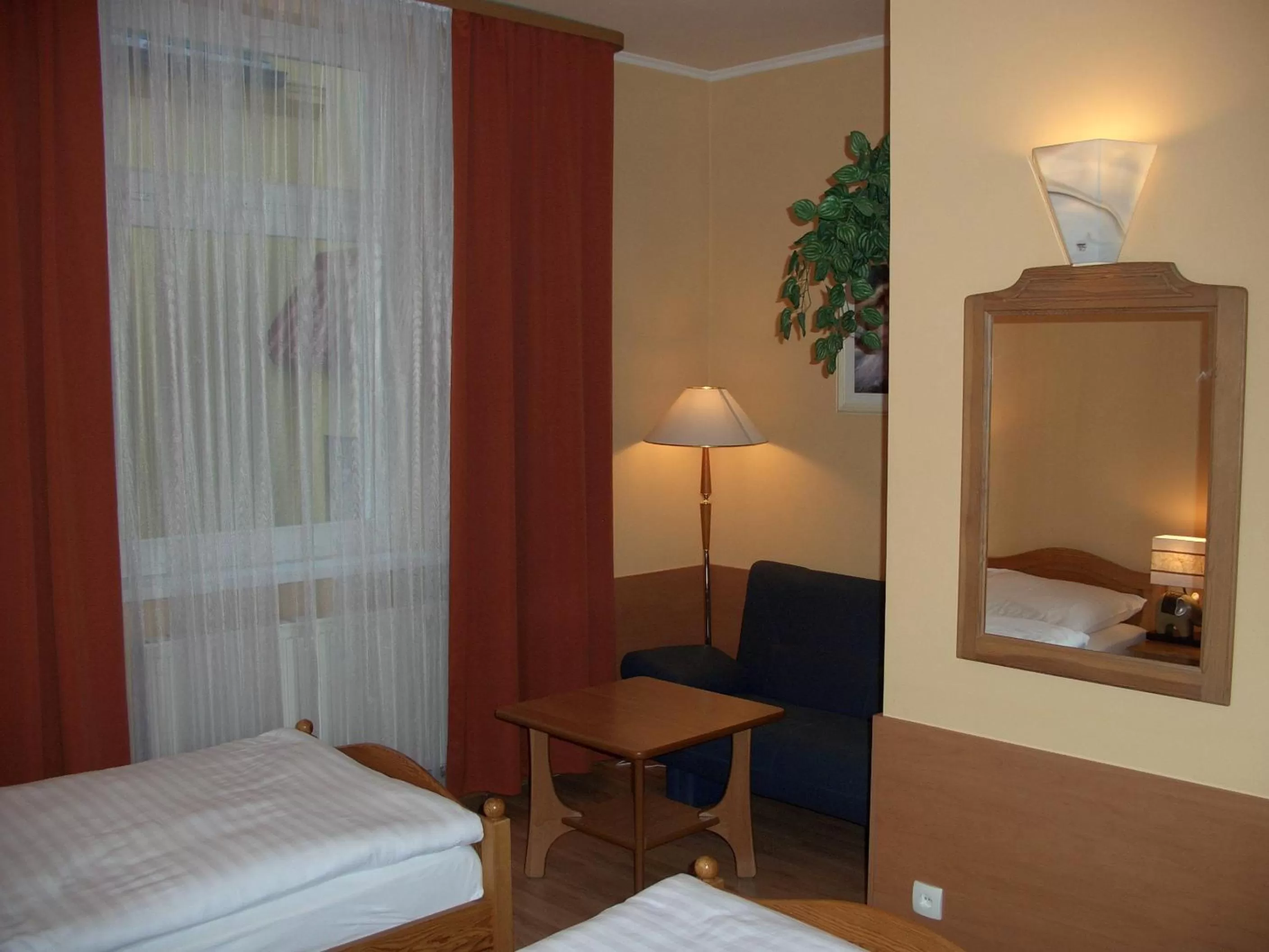 Photo of the whole room, Bed in Hotel Alga