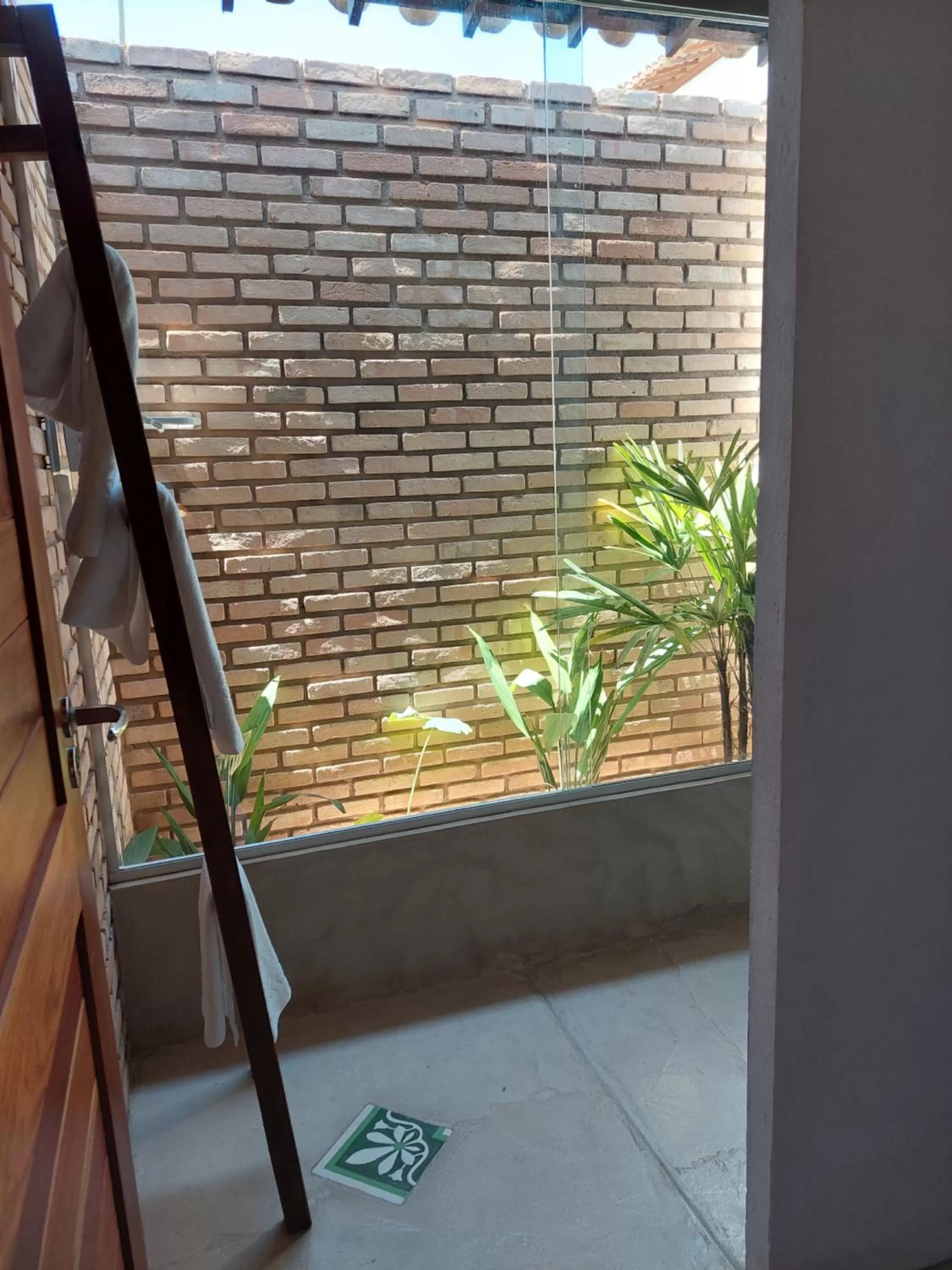 Shower in Arataba Hotel Boutique e Bistrô - 150 mts do mar