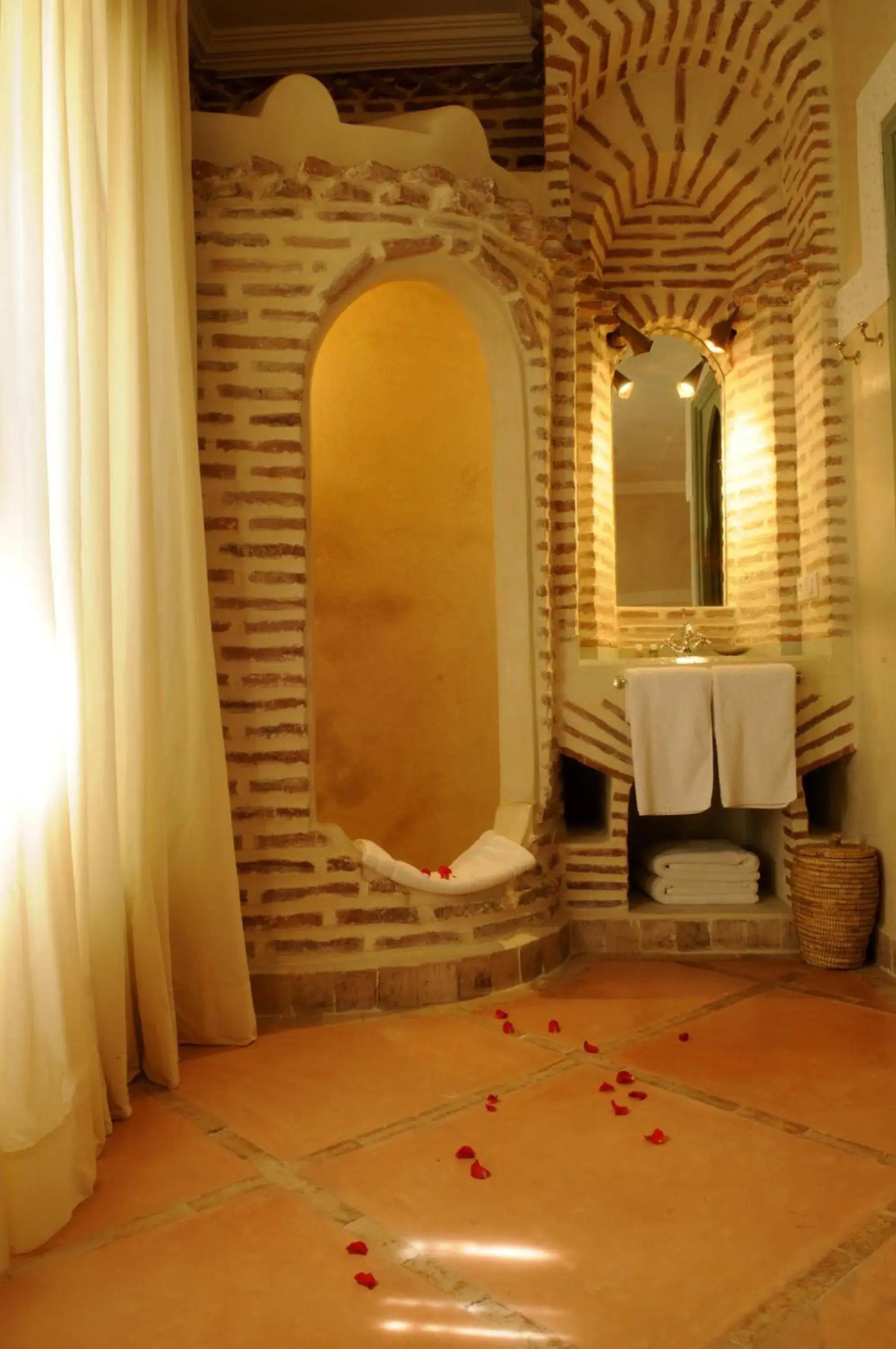 Bathroom in Riad Les Hibiscus