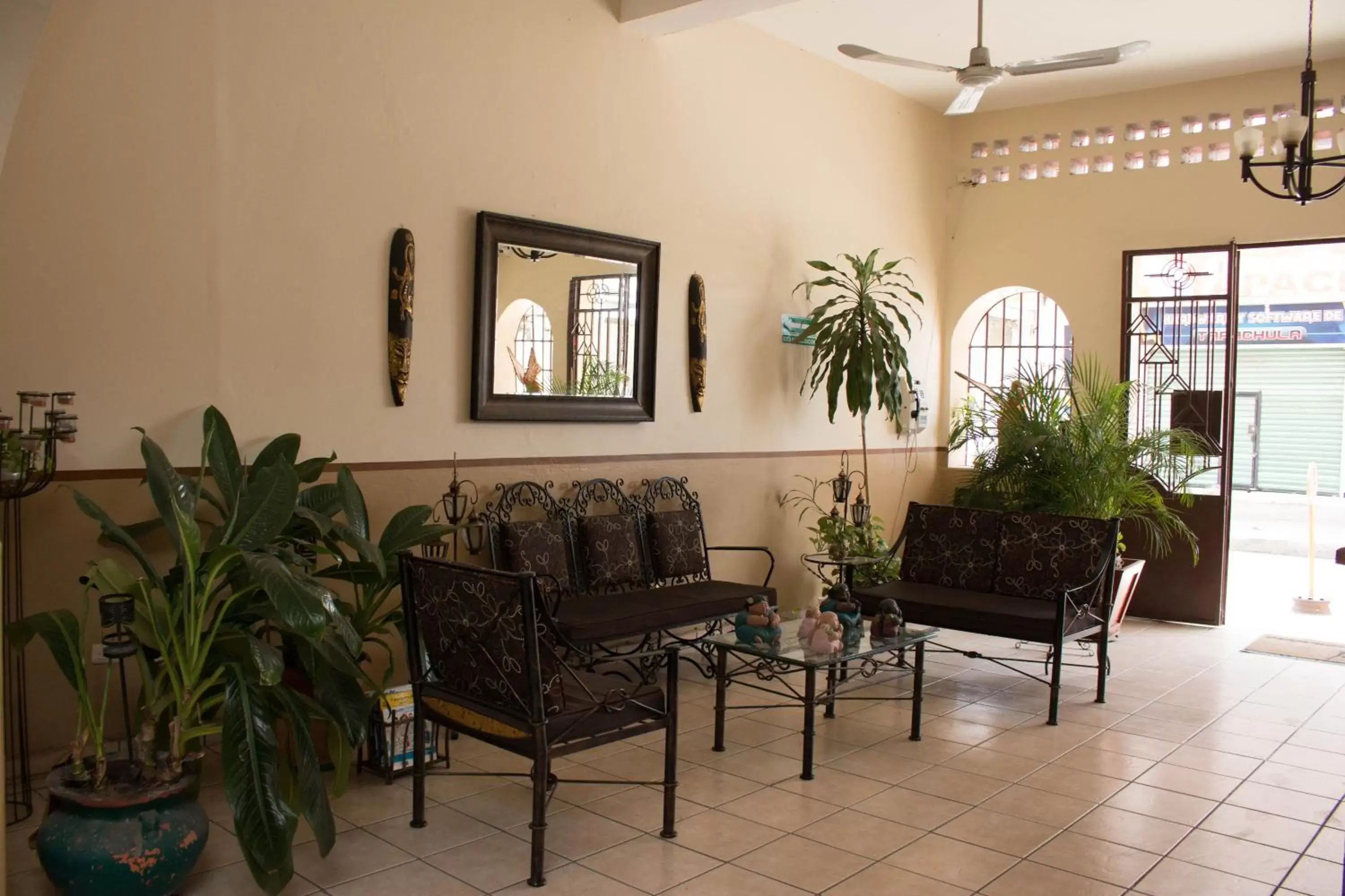 Living room, Lobby/Reception in Hotel Cervantino