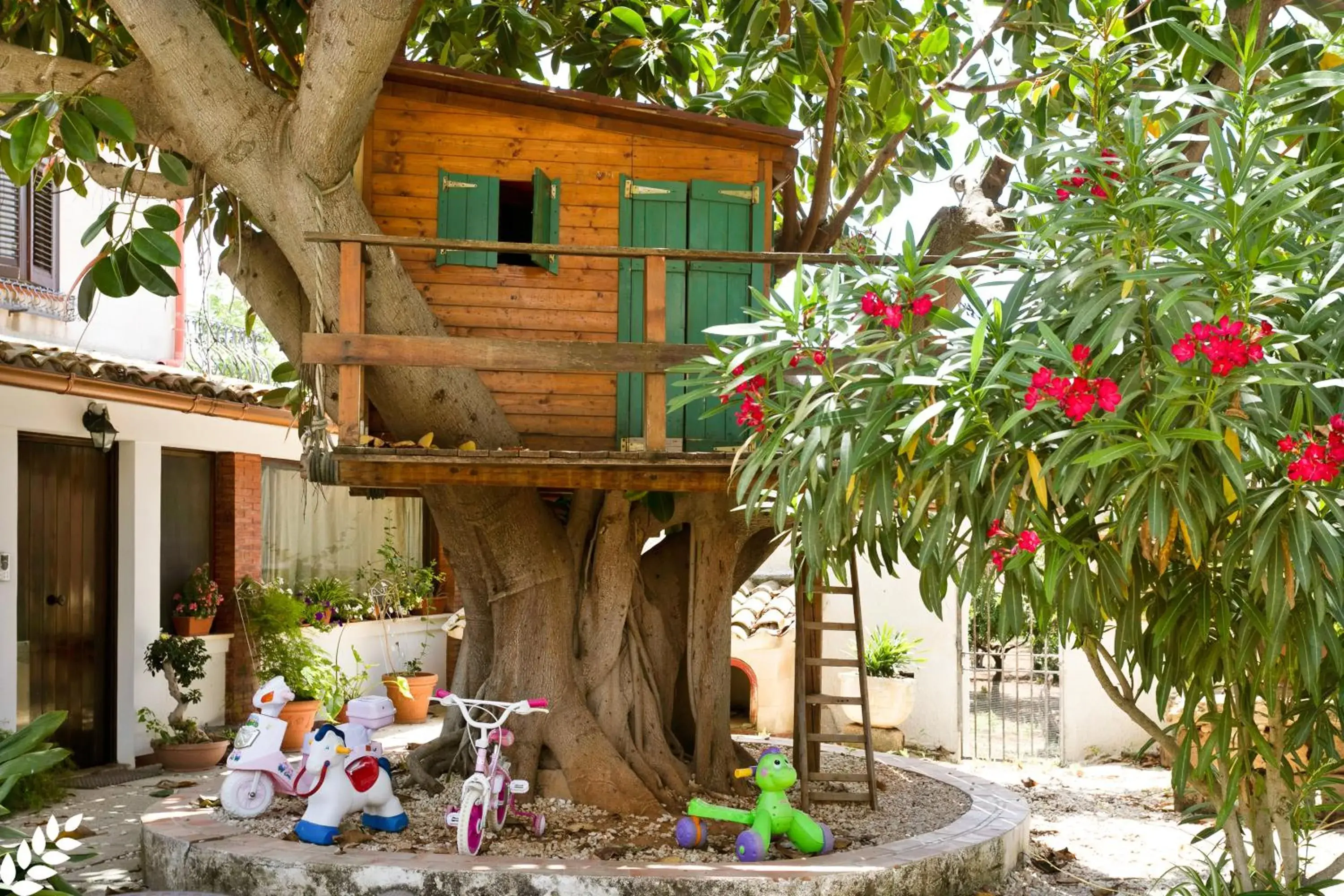 Children play ground, Property Building in Case Di Latomie