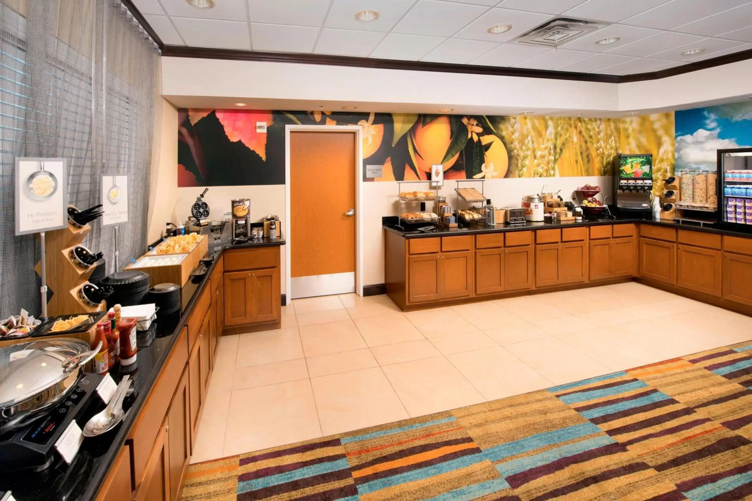 Breakfast, Restaurant/Places to Eat in Fairfield Inn & Suites Weatherford