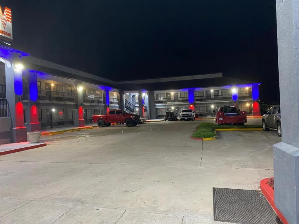 Texas Inn and Suites Raymondville