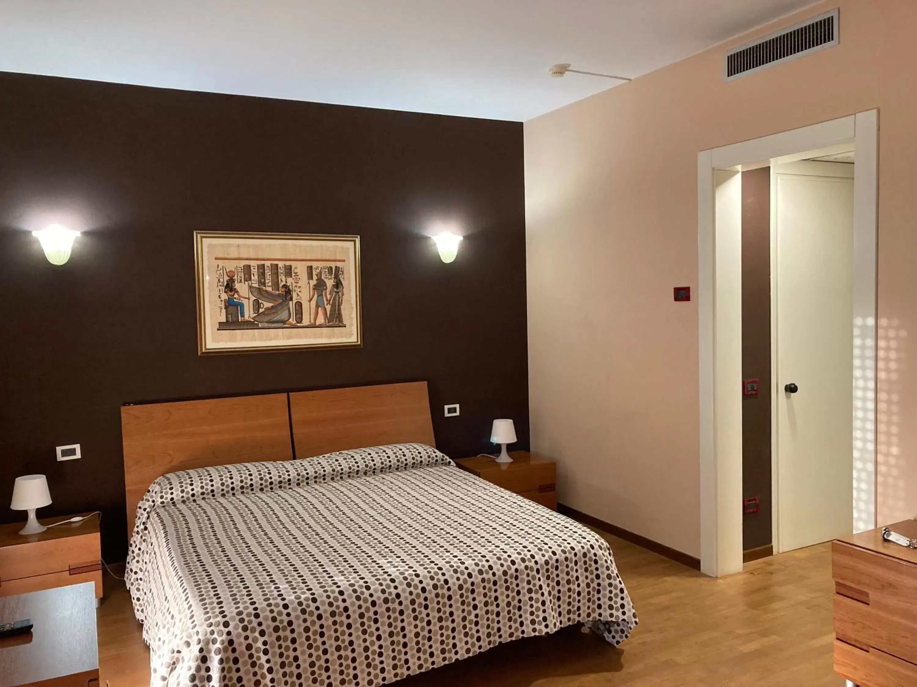 Bedroom, Bed in Hotel Master