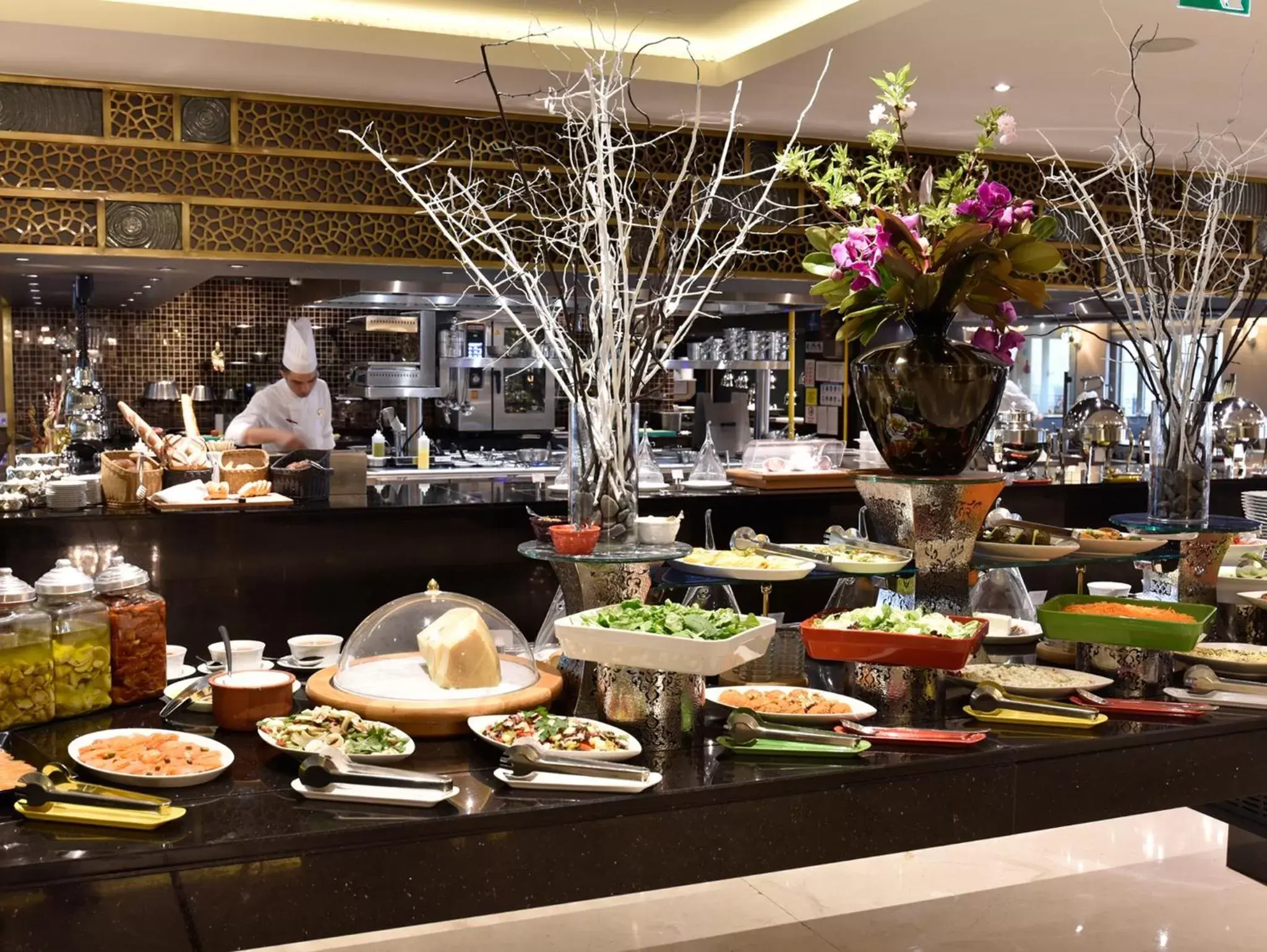 Restaurant/places to eat in CVK Park Bosphorus Hotel Istanbul
