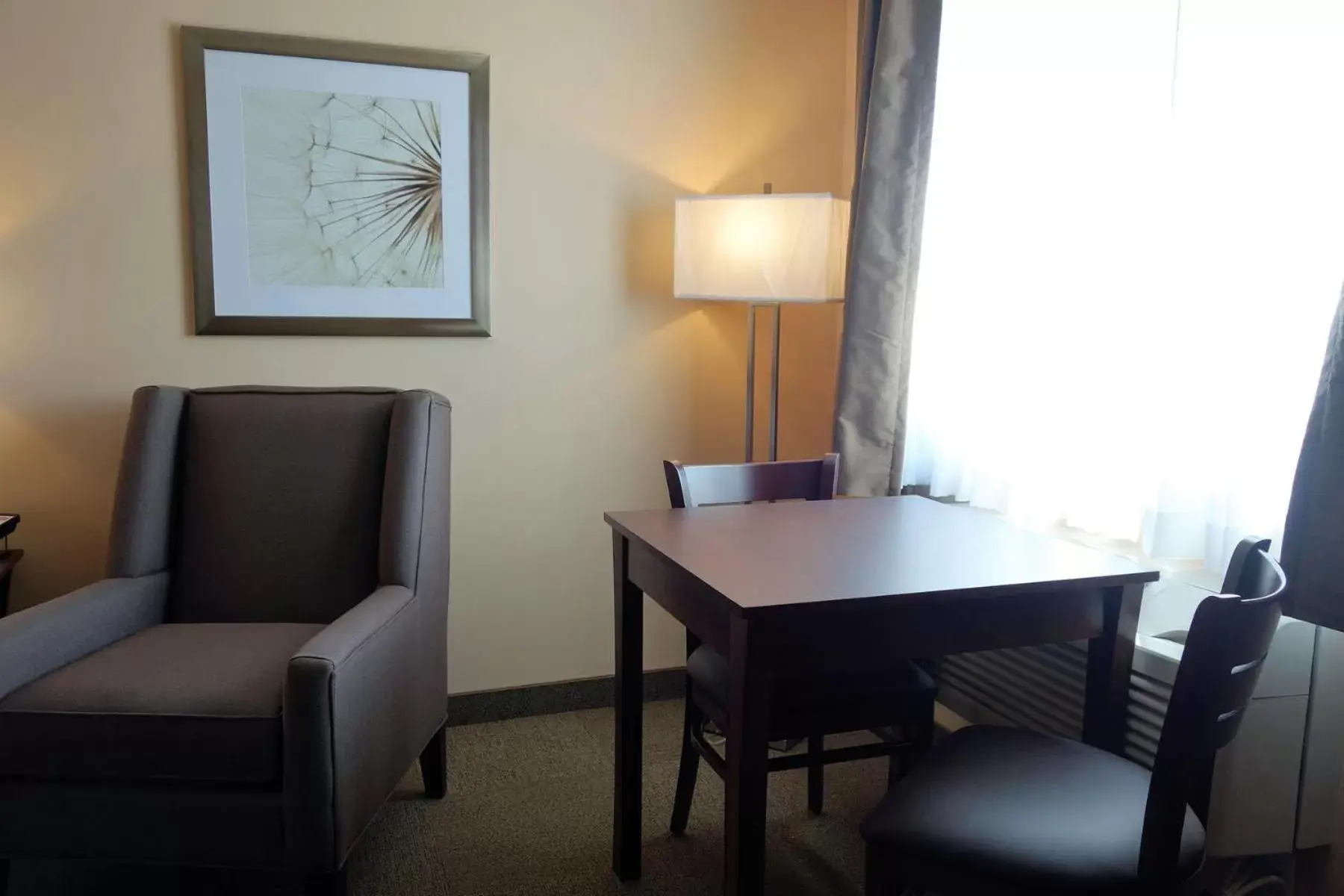 Decorative detail, Seating Area in Travelodge by Wyndham Pincher Creek