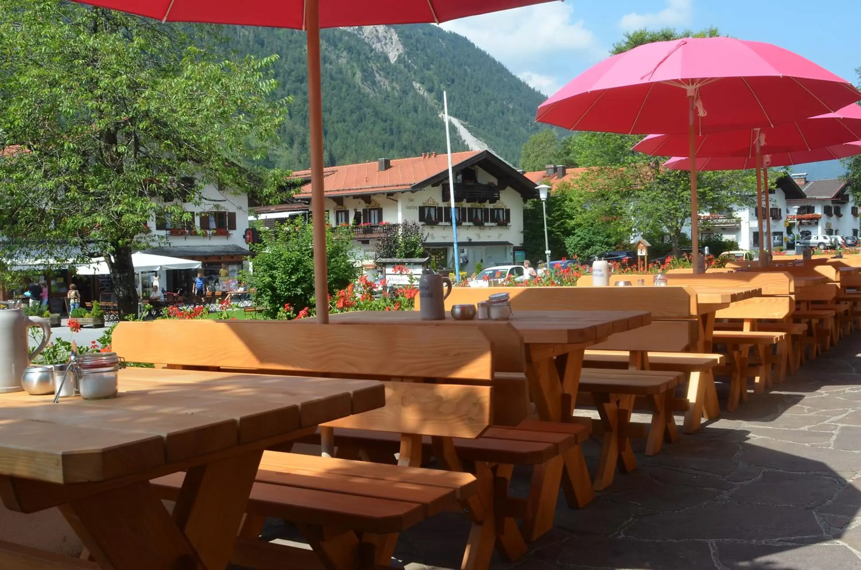 Property building, Restaurant/Places to Eat in Alpenrose Bayrischzell Hotel