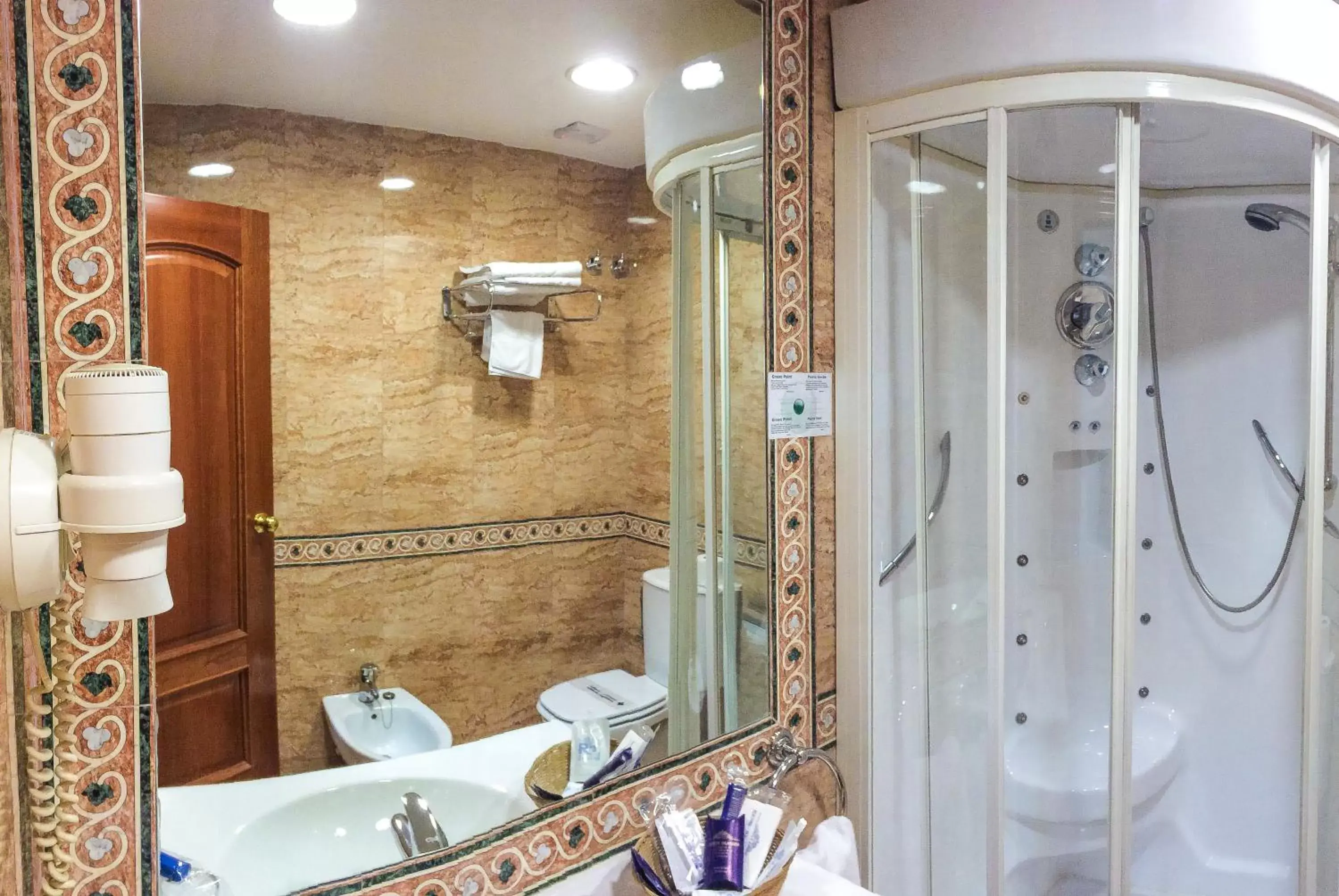 Bathroom in Reino de Granada