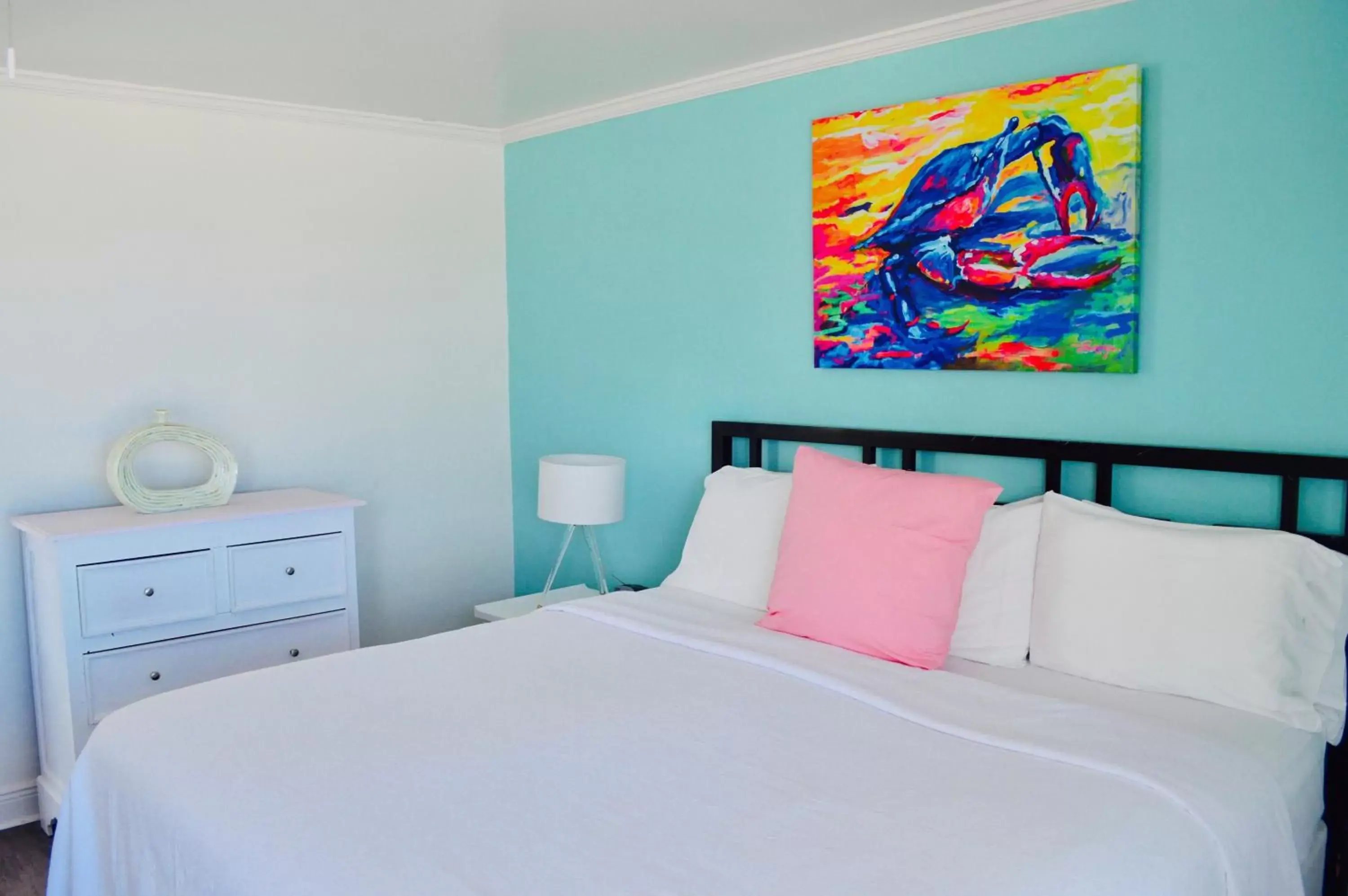 Bedroom, Bed in Drop Anchor Resort & Marina