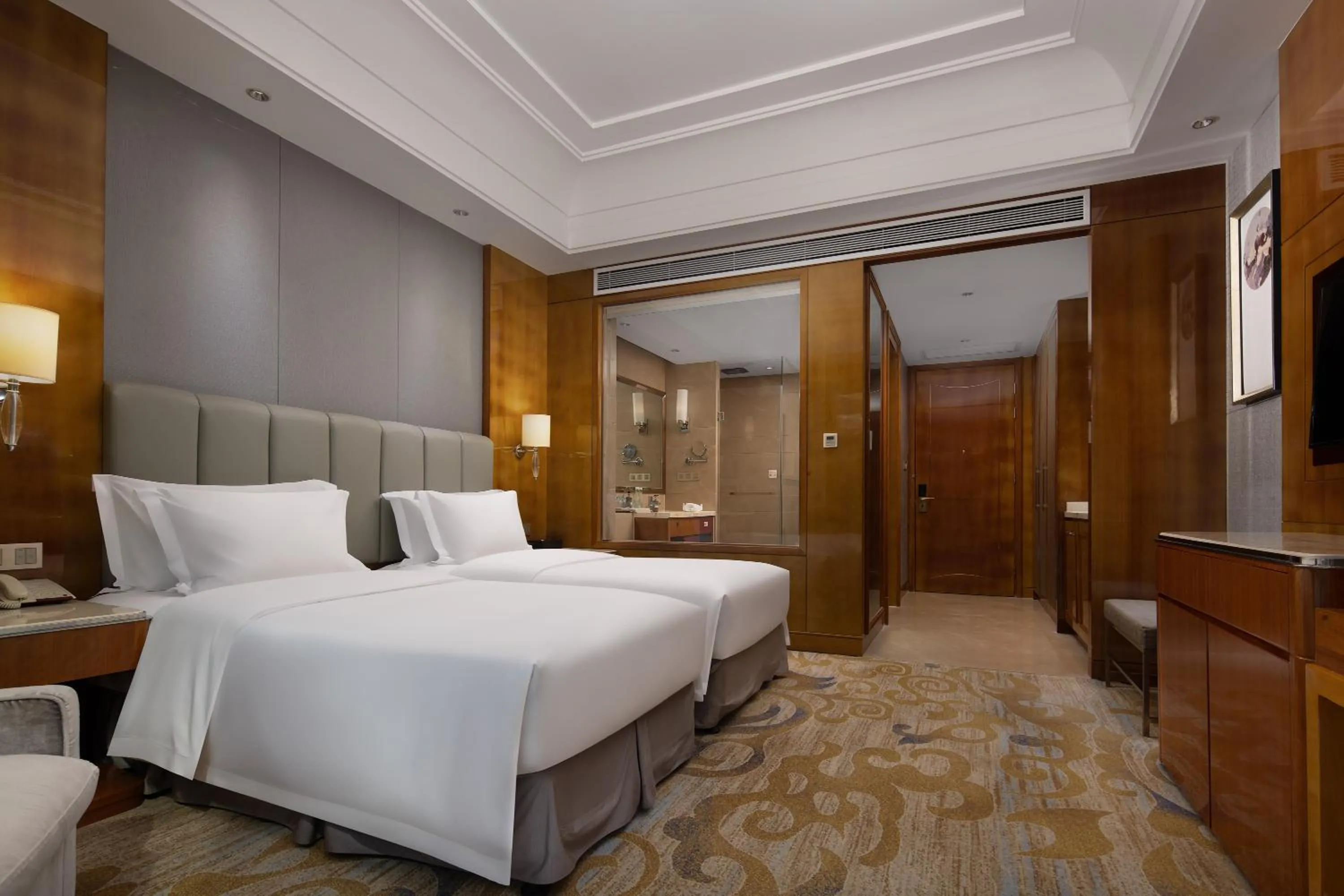 Bedroom in WorldHotel Grand Jiaxing Hunan