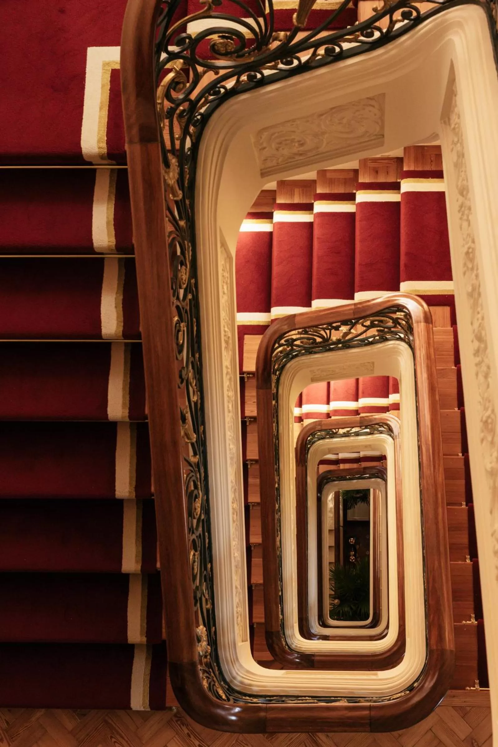 Lobby or reception in Hospes Infante Sagres Porto - Small Luxury Hotels Of The World